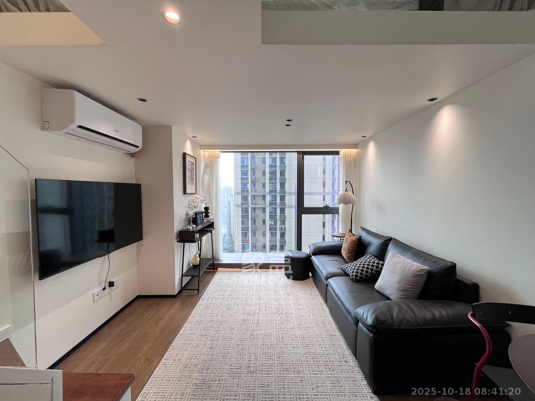 卓越中寰  2室1厅1卫    3200.0元/月 卓越中寰  2室1厅1卫    3200.0元/月室内图