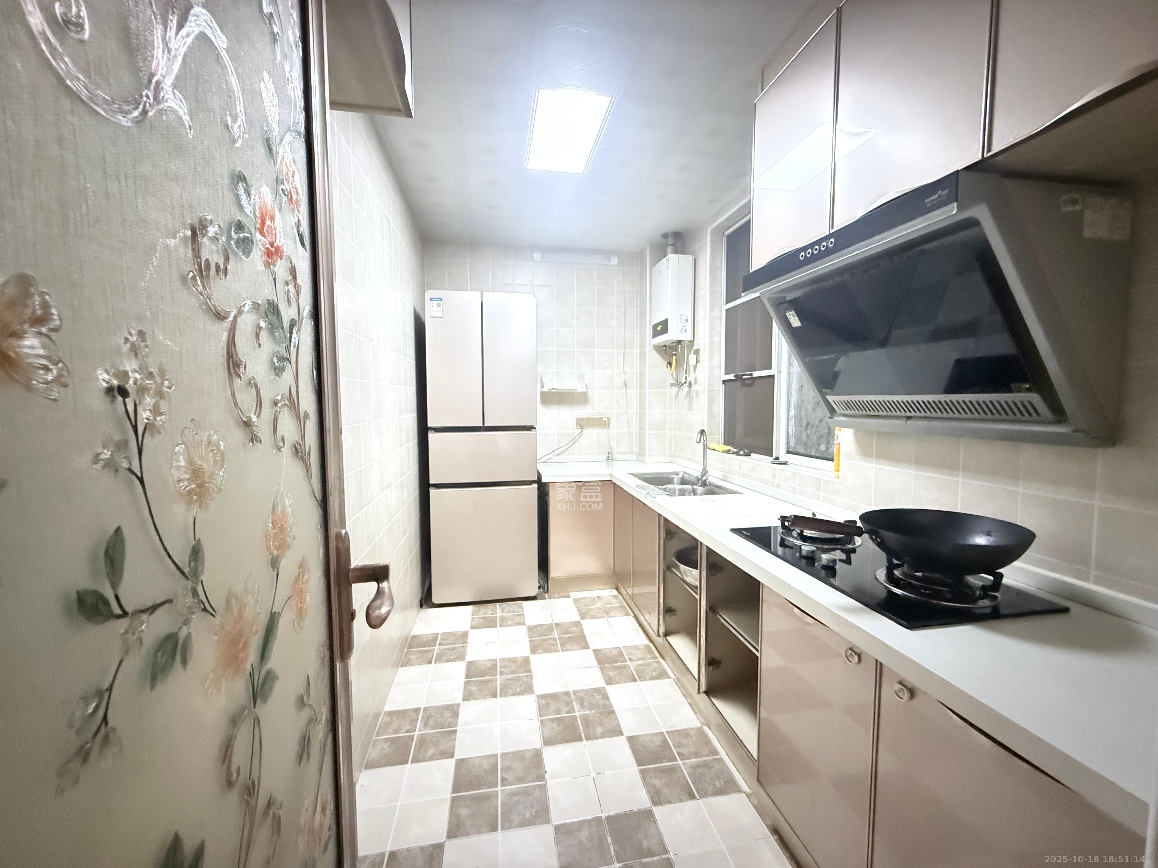 绿地之窗  2室1厅1卫    2000.0元/月 绿地之窗  2室1厅1卫    2000.0元/月室内图