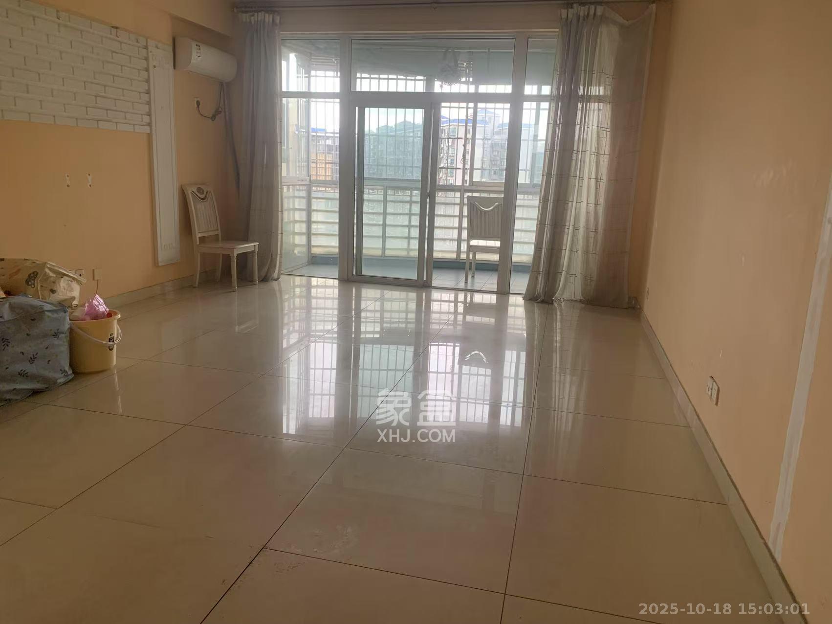 湘中海星之都 3室2厅1卫 2400.0元/月 湘中海星之都 3室2厅1卫 2400.0元/月室内图