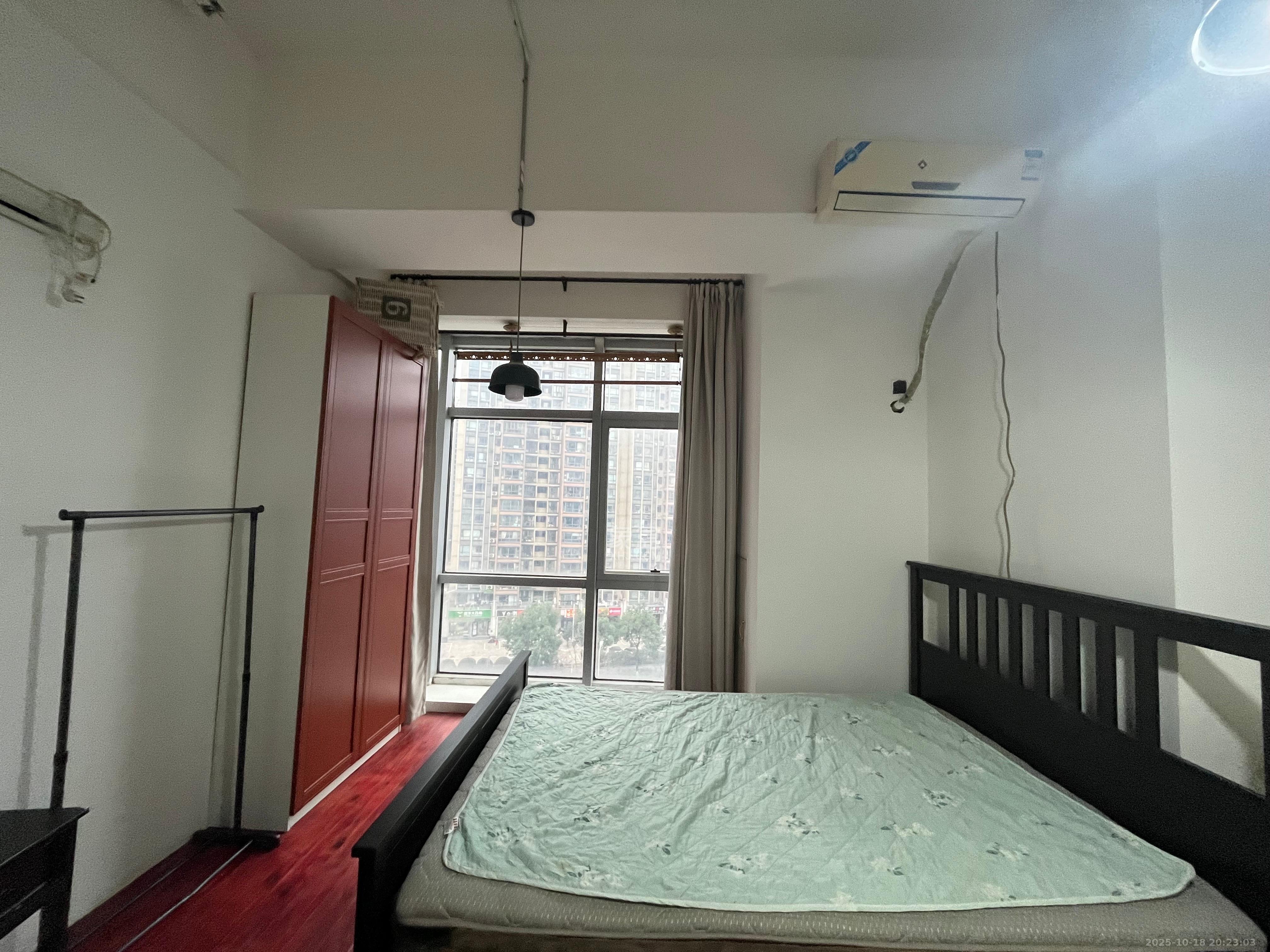 奥克斯缔壹城  1室1厅1卫    1000.0元/月