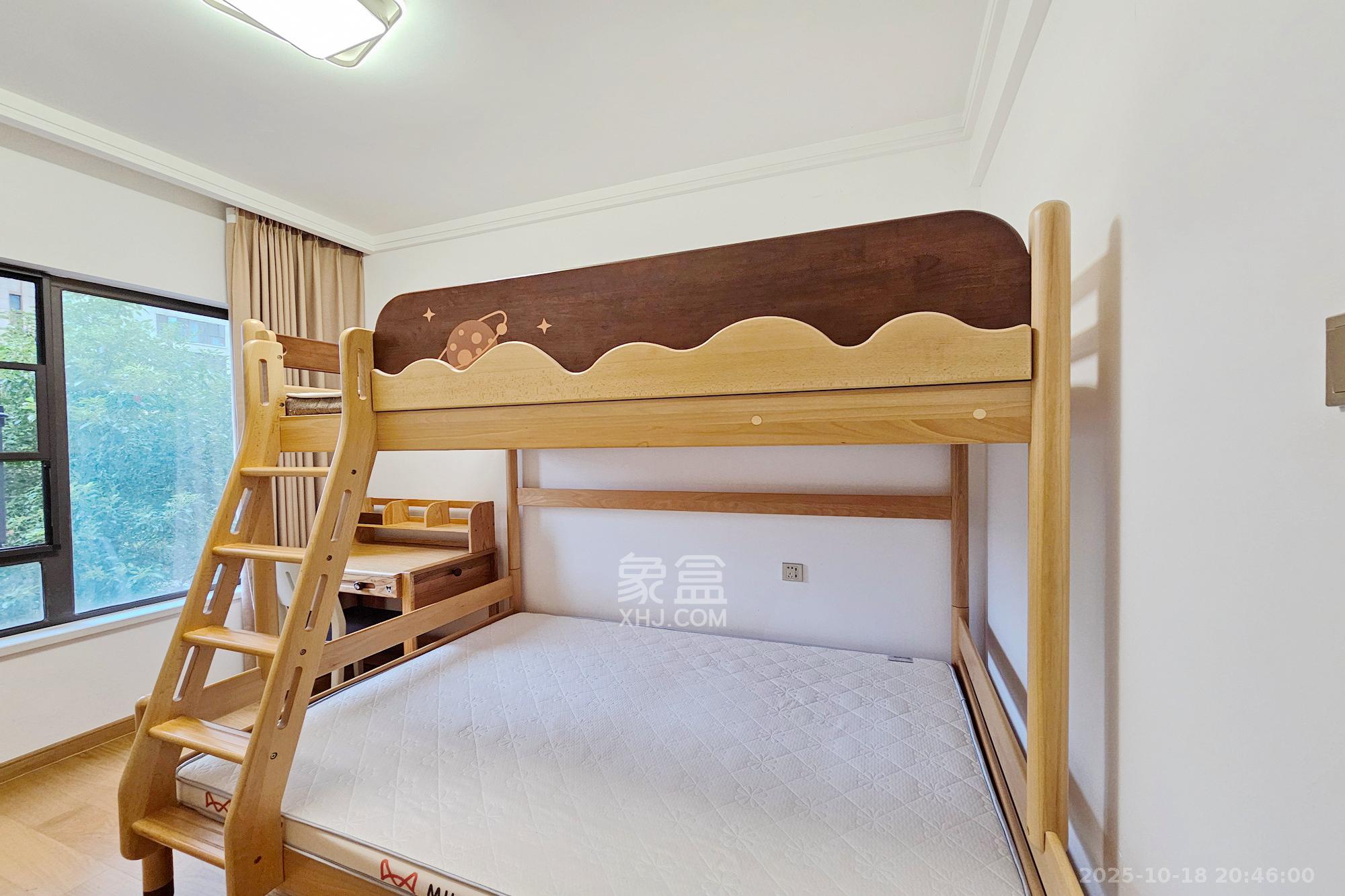 阳光城尚东湾蓝莓苑 2室2厅1卫 59.8万 阳光城尚东湾蓝莓苑 2室2厅1卫 59.8万卧室