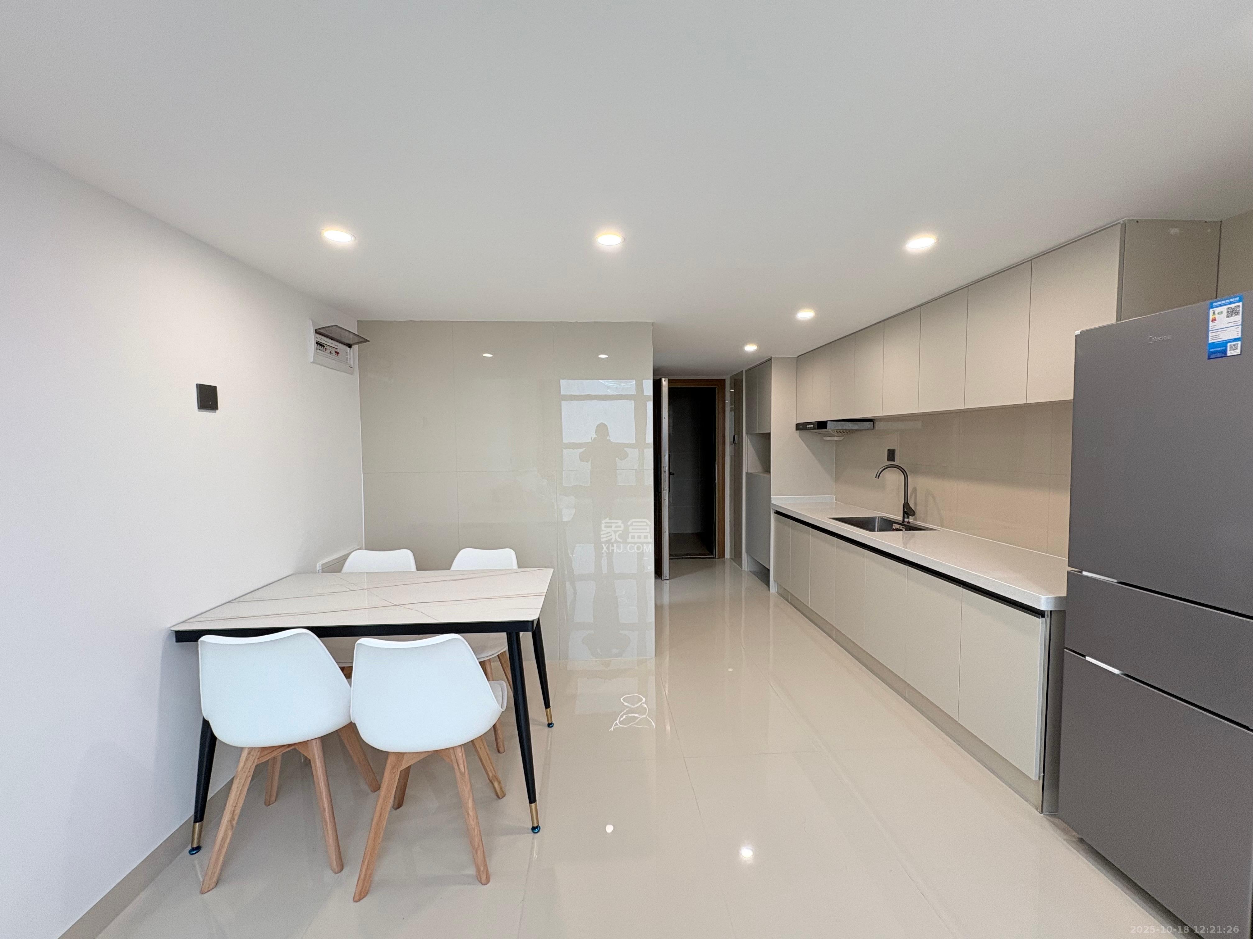 恒大珺悦府  1室1厅1卫    2600.0元/月室内图