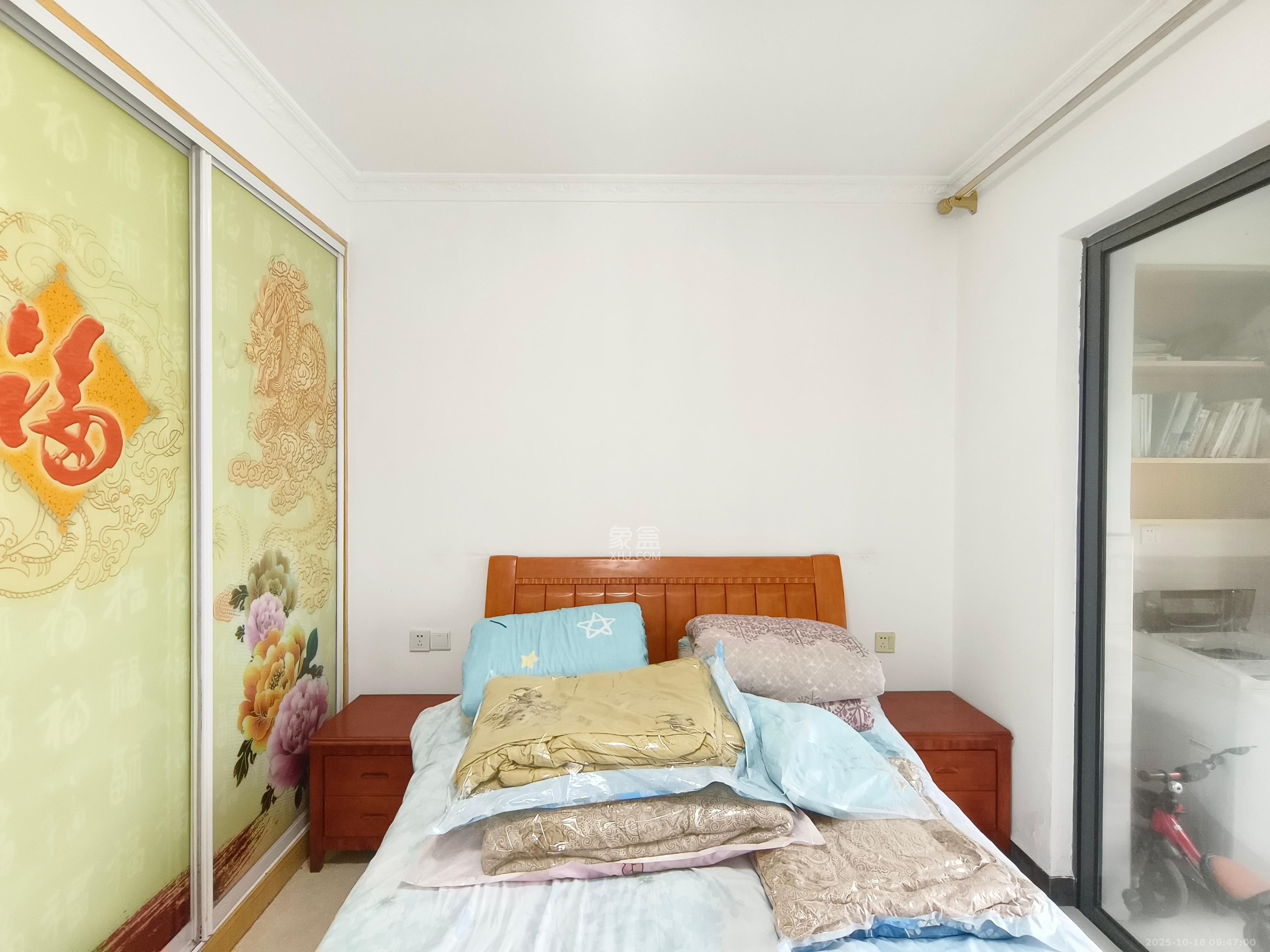 勤诚达新界  2室2厅2卫    1600.0元/月室内图