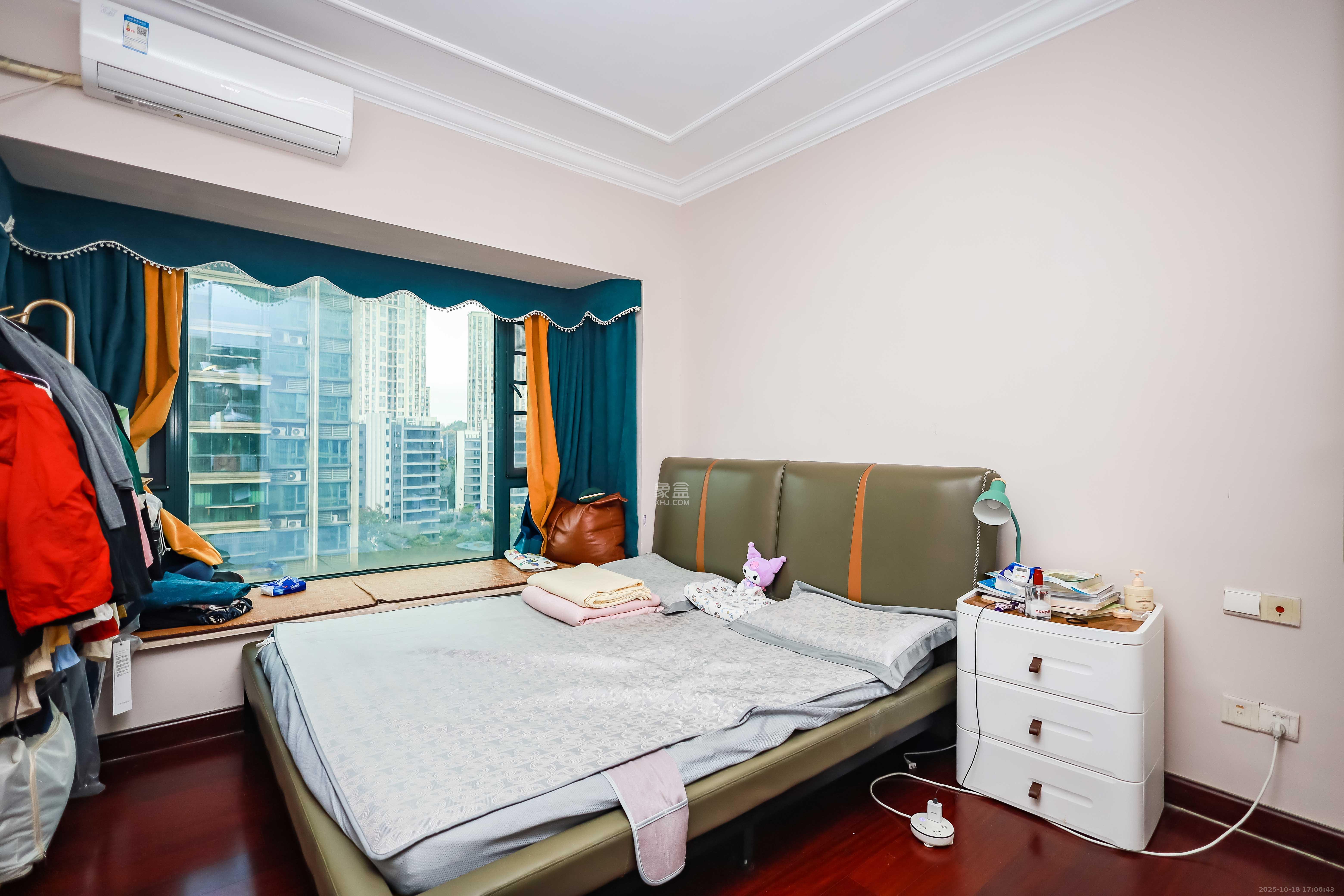 恒大华府 3室2厅1卫 118.0万 恒大华府 3室2厅1卫 118.0万卧室