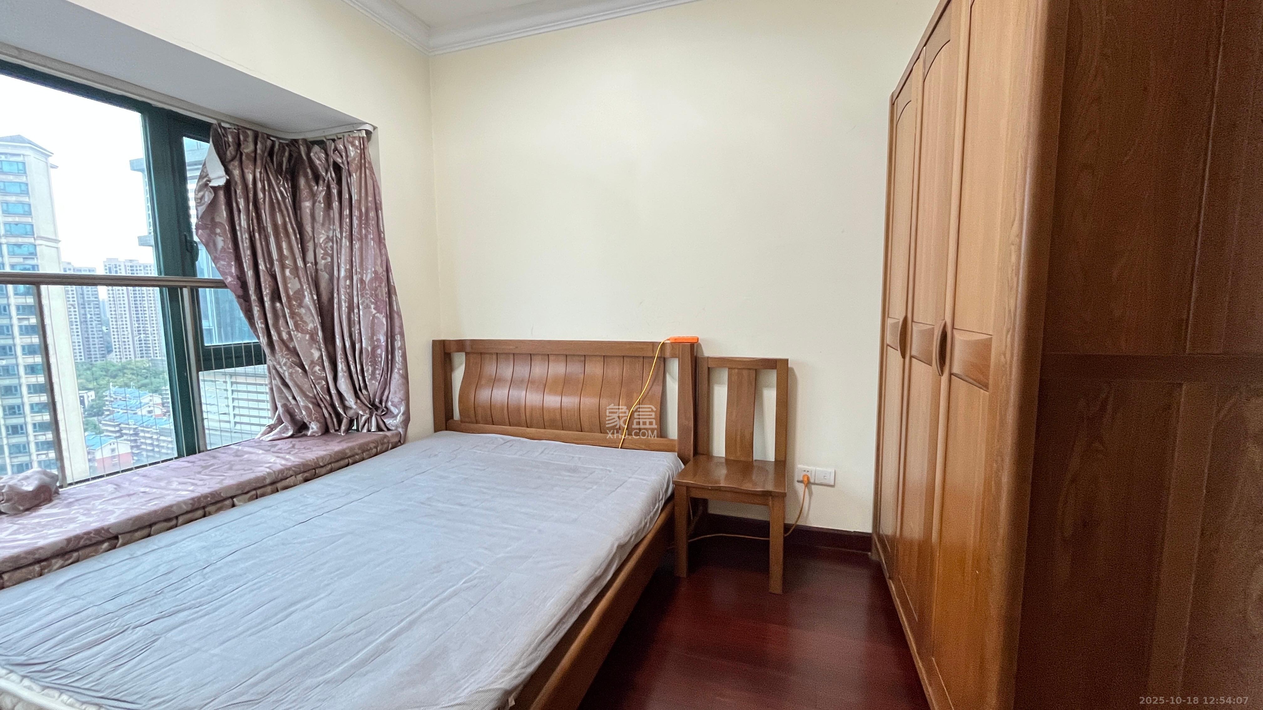 恒大雅苑 2室2厅2卫 2200.0元/月 恒大雅苑 2室2厅2卫 2200.0元/月室内图