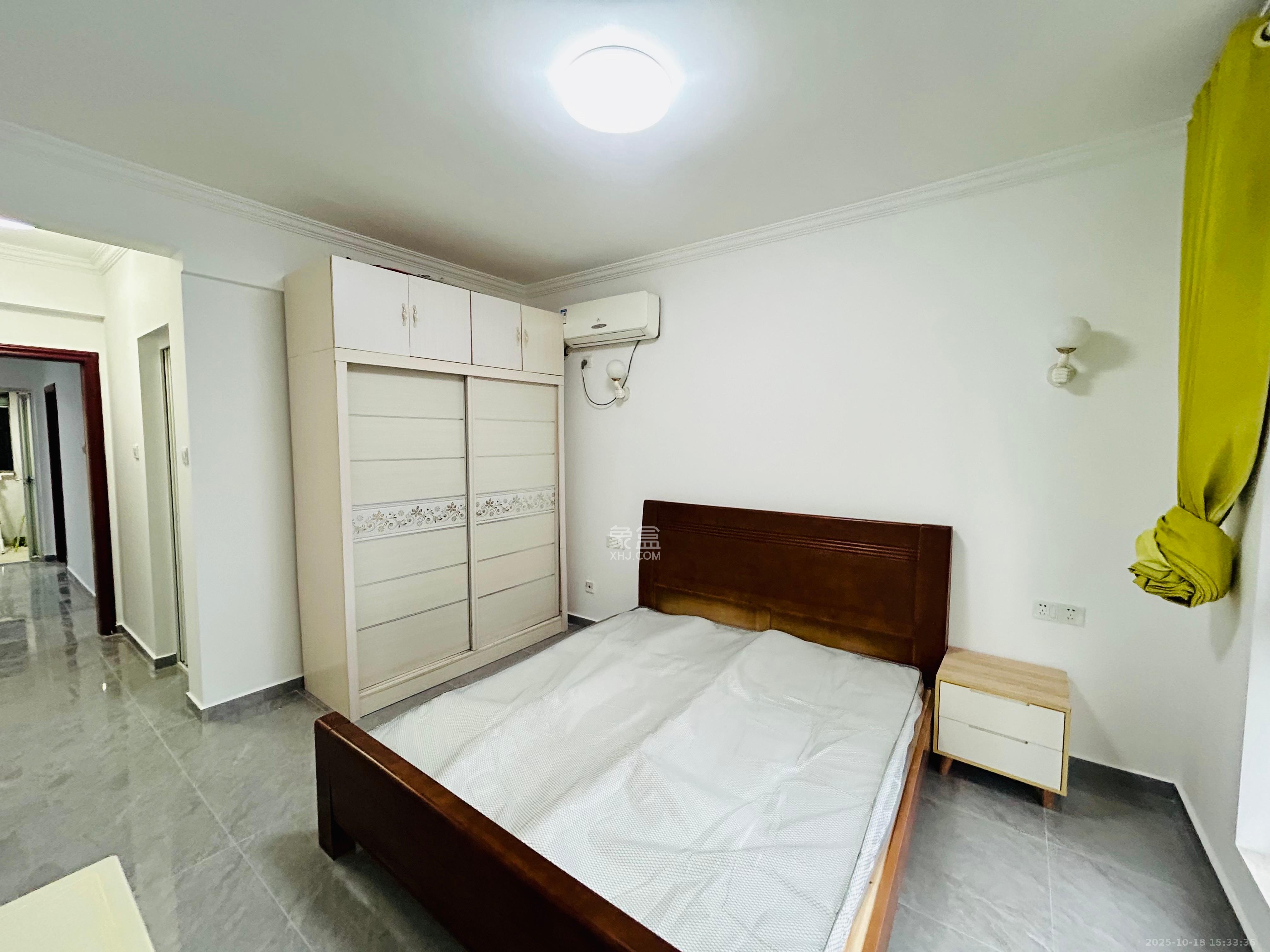 振业城二期  3室2厅2卫    3000.0元/月室内图