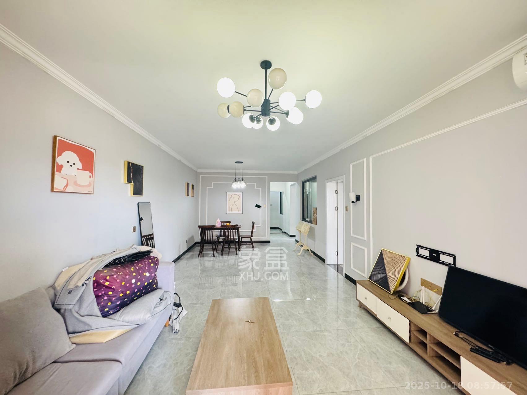 半山壹号  3室2厅2卫    2900.0元/月 半山壹号  3室2厅2卫    2900.0元/月室内图