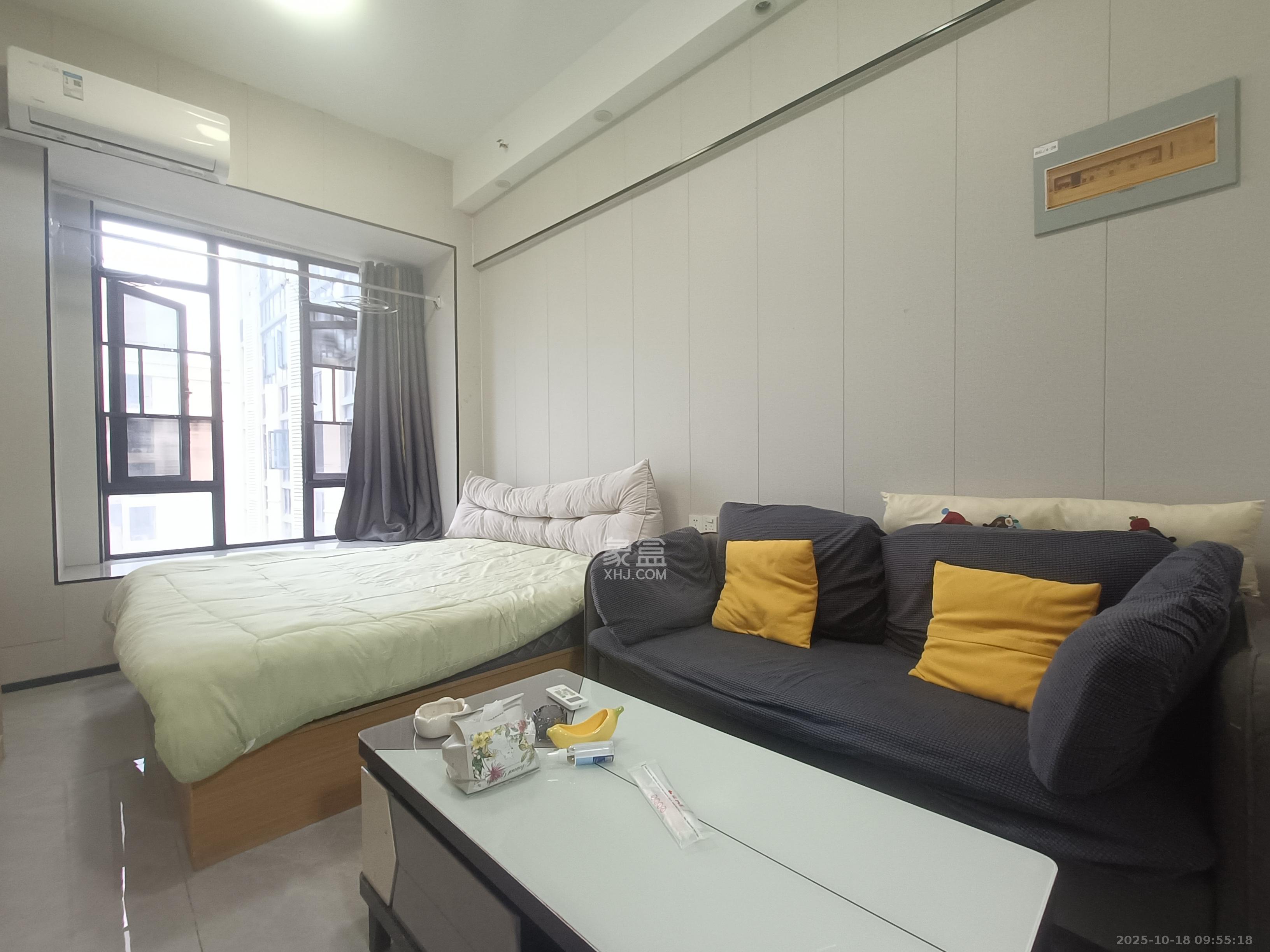 长沙高铁吾悦广场  1室1厅1卫    1300.0元/月室内图