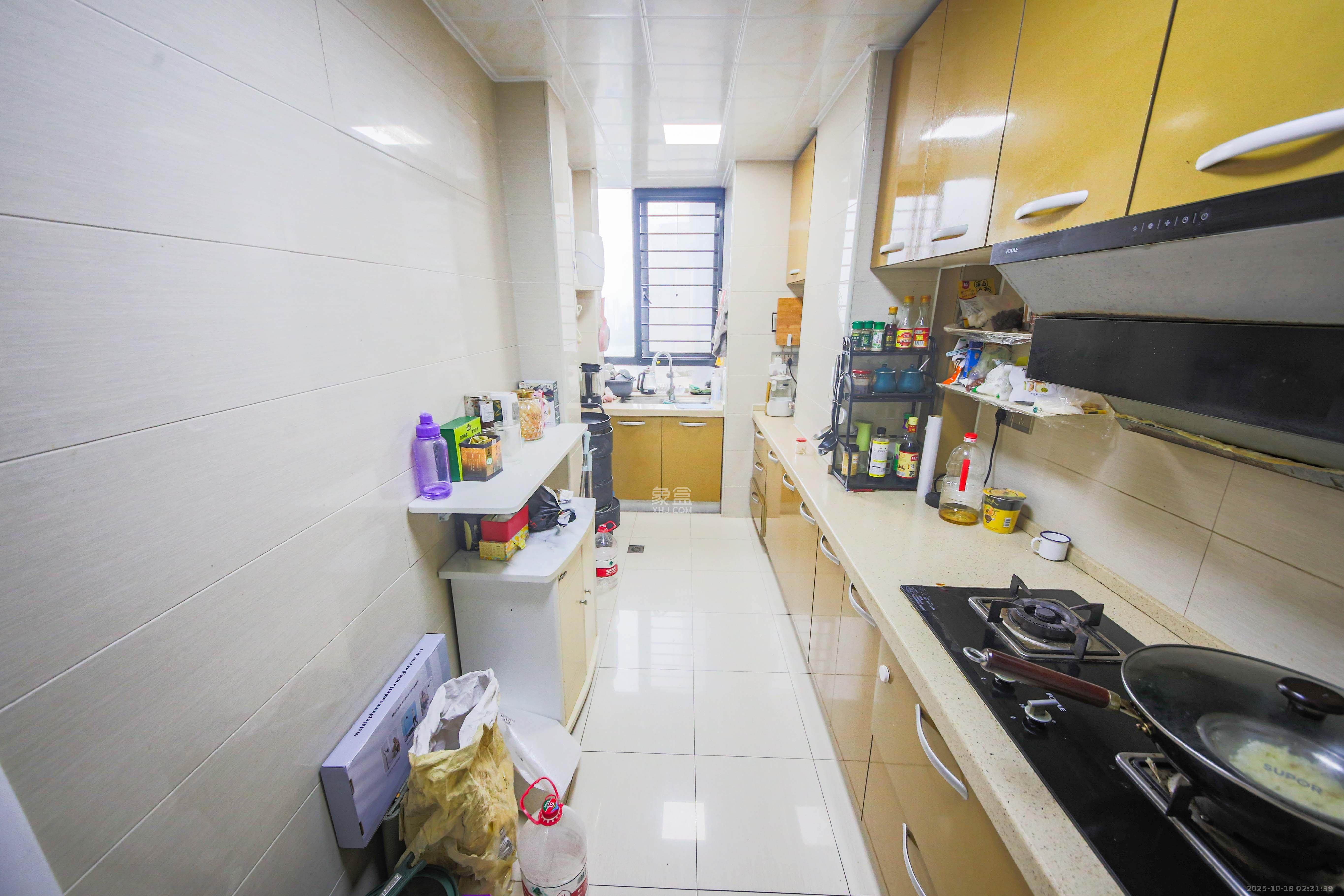 湘江雅颂居 2室2厅1卫 115.0万 湘江雅颂居 2室2厅1卫 115.0万厨房