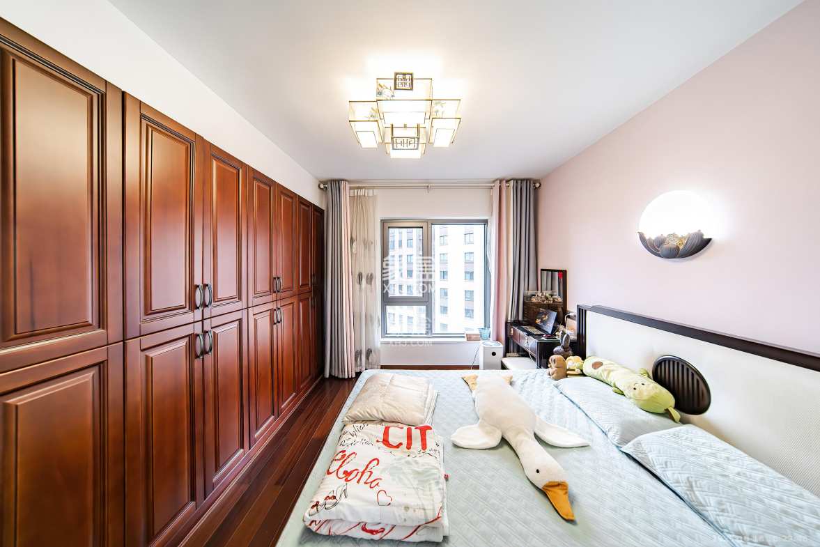 湘熙水郡(观澜海赋家园) 4室2厅2卫 180.0万 湘熙水郡(观澜海赋家园) 4室2厅2卫 180.0万卧室