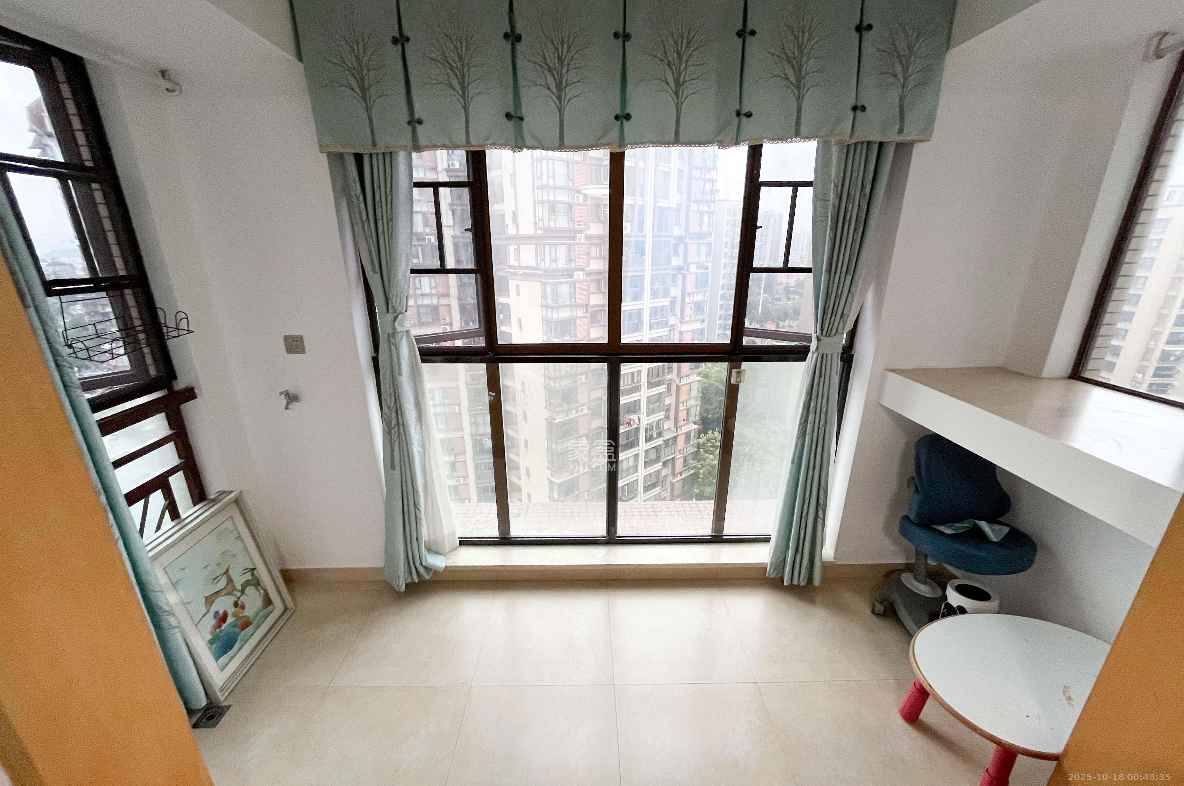 高信向日葵  3室2厅2卫    97.0万其他