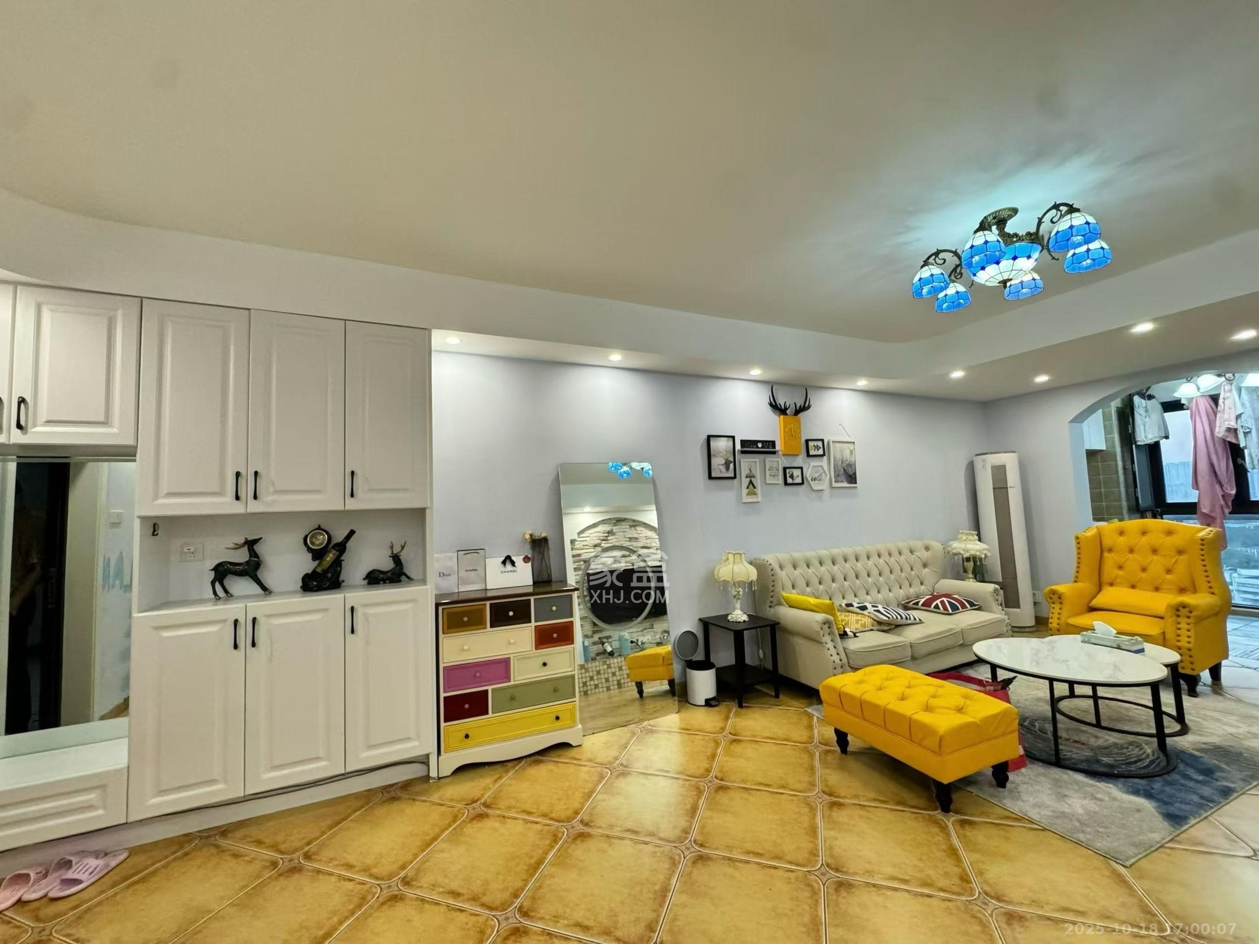 剑桥名门 1室2厅1卫 3200.0元/月 剑桥名门 1室2厅1卫 3200.0元/月室内图