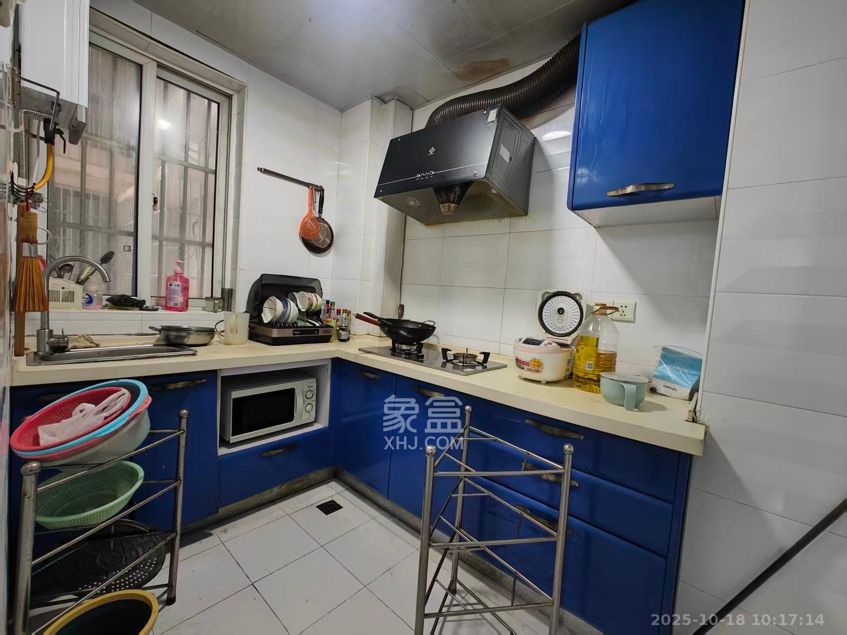 时代星城  2室2厅1卫    1300.0元/月 时代星城  2室2厅1卫    1300.0元/月室内图