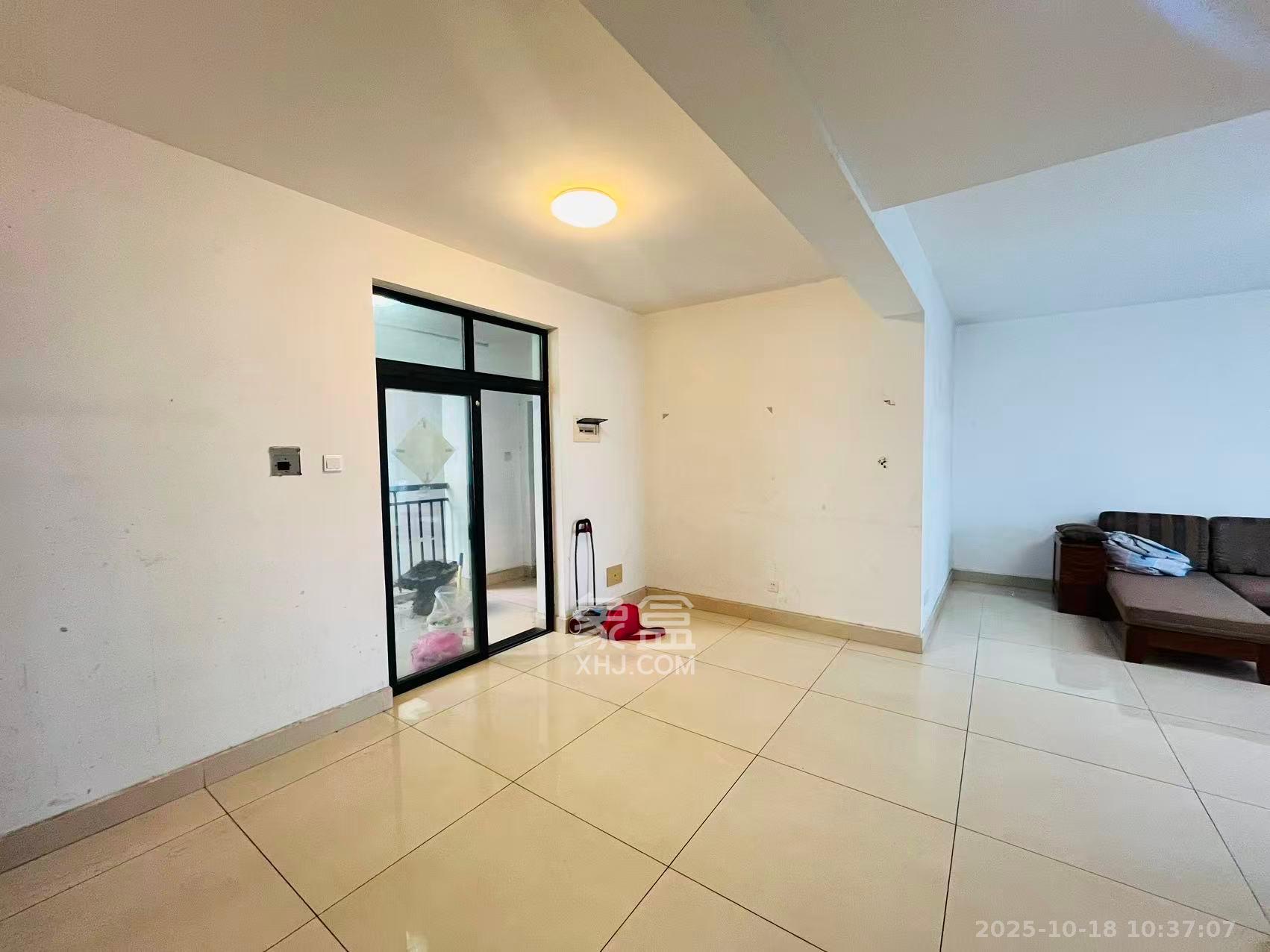 浏阳河畔家园  3室1厅1卫    2700.0元/月室内图