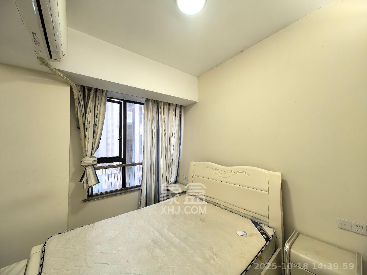 奥林匹克花园贡院三期  1室1厅1卫    1200.0元/月 奥林匹克花园贡院三期  1室1厅1卫    1200.0元/月室内图