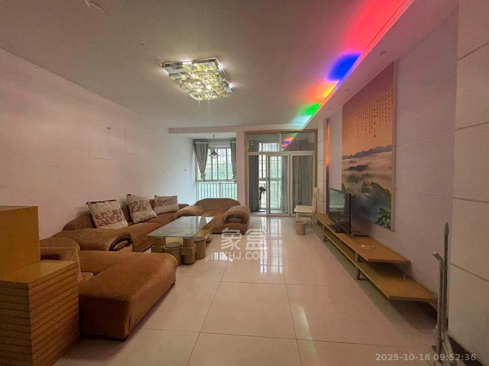 星城国际  4室2厅2卫    1900.0元/月 星城国际  4室2厅2卫    1900.0元/月