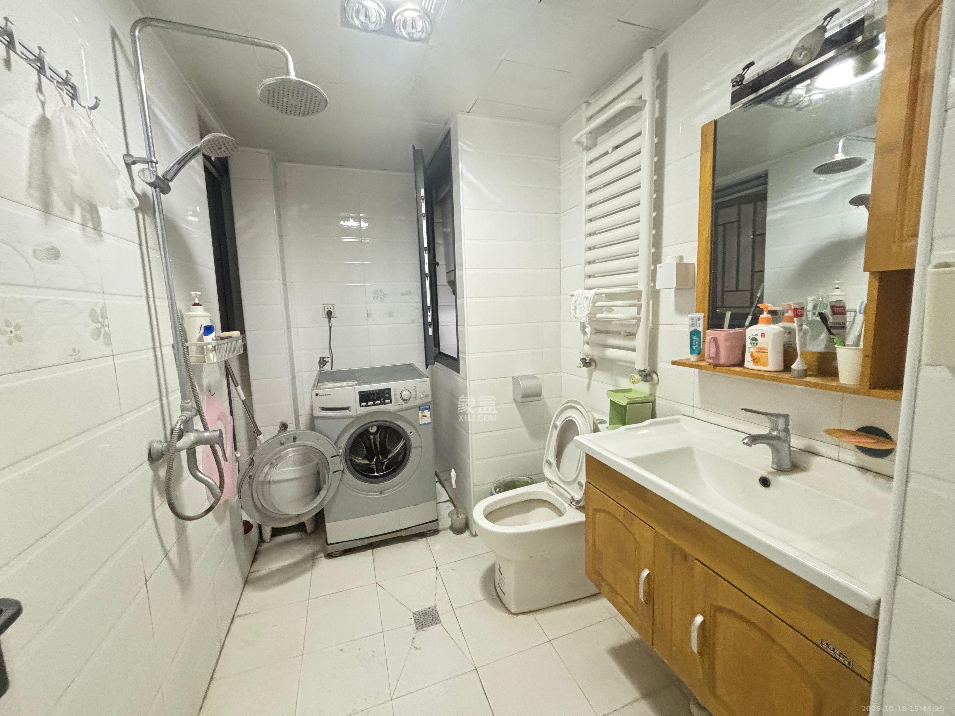 奥克斯广场  2室2厅1卫    2500.0元/月室内图