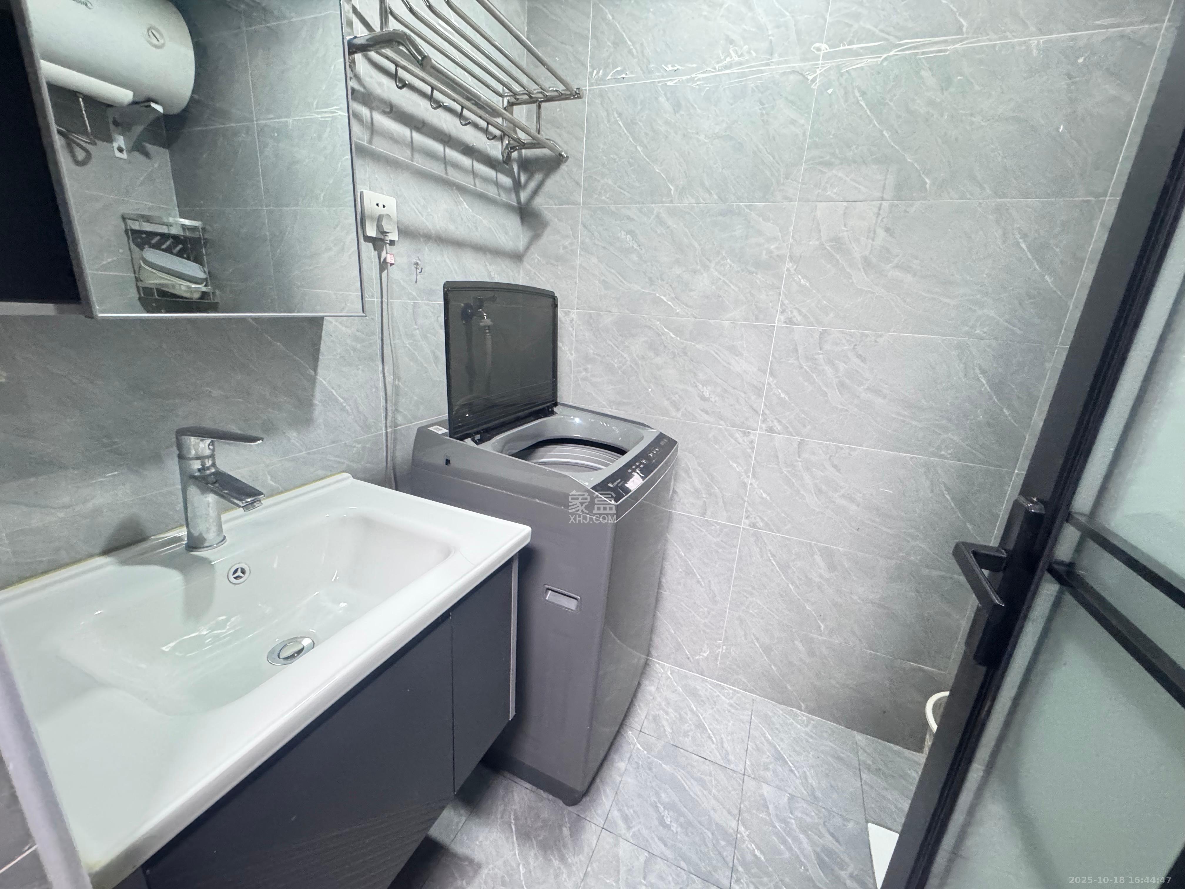 碧桂园城市之光 1室1厅1卫 1450.0元/月 碧桂园城市之光 1室1厅1卫 1450.0元/月室内图