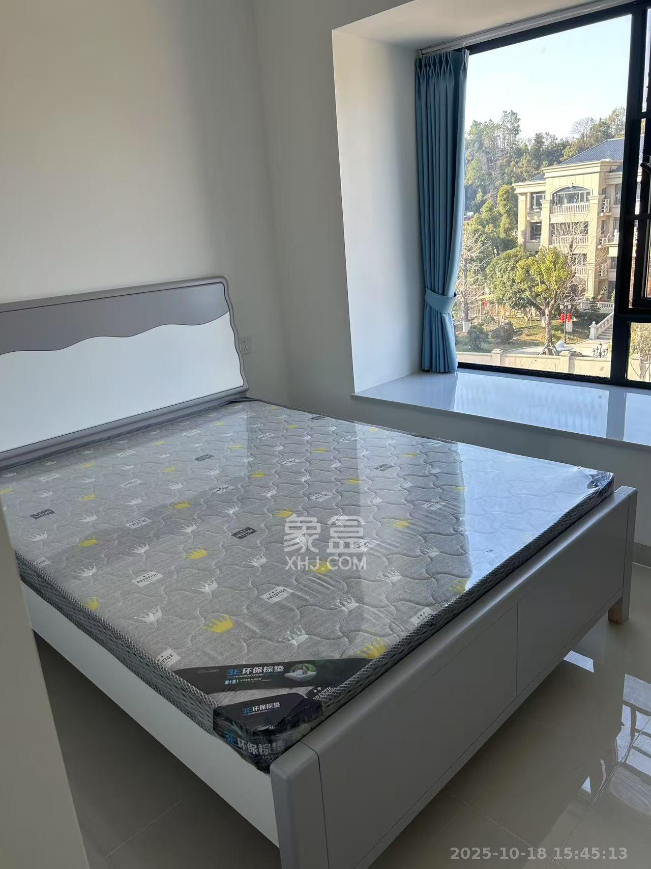 惟智园安置小区  2室2厅1卫    2000.0元/月 惟智园安置小区  2室2厅1卫    2000.0元/月室内图