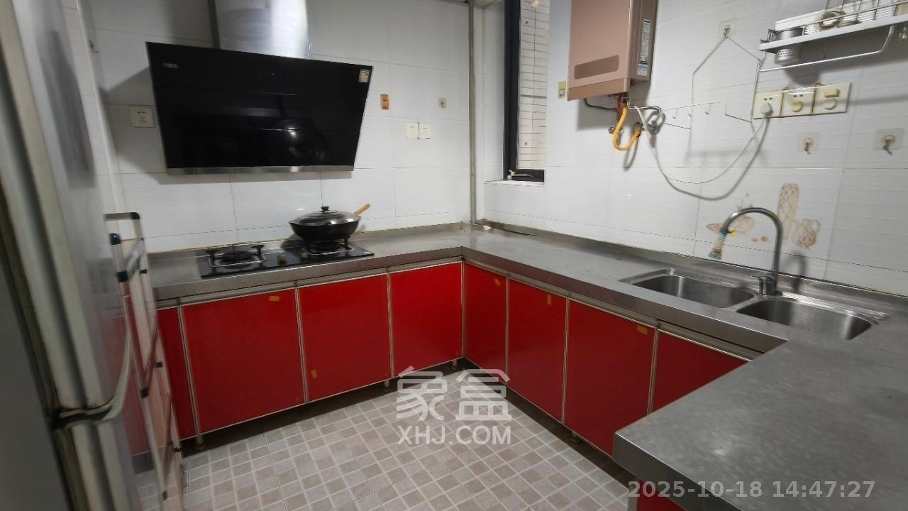 尚都花园城  3室2厅2卫    1900.0元/月 尚都花园城  3室2厅2卫    1900.0元/月室内图