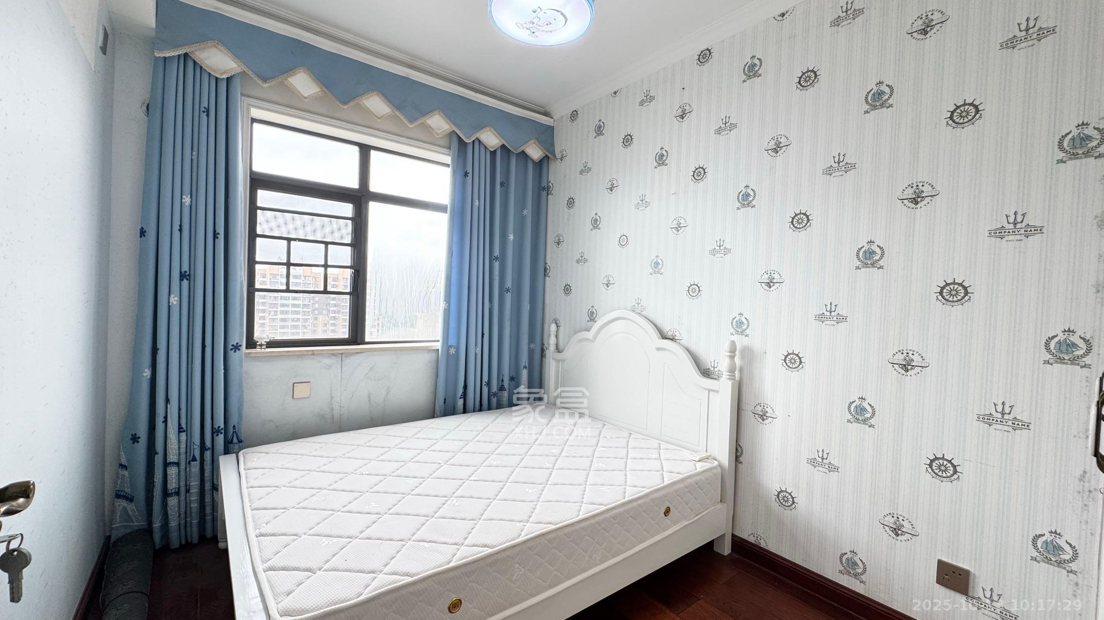 中国铁建国际城二期 4室2厅2卫 2400.0元/月 中国铁建国际城二期 4室2厅2卫 2400.0元/月室内图