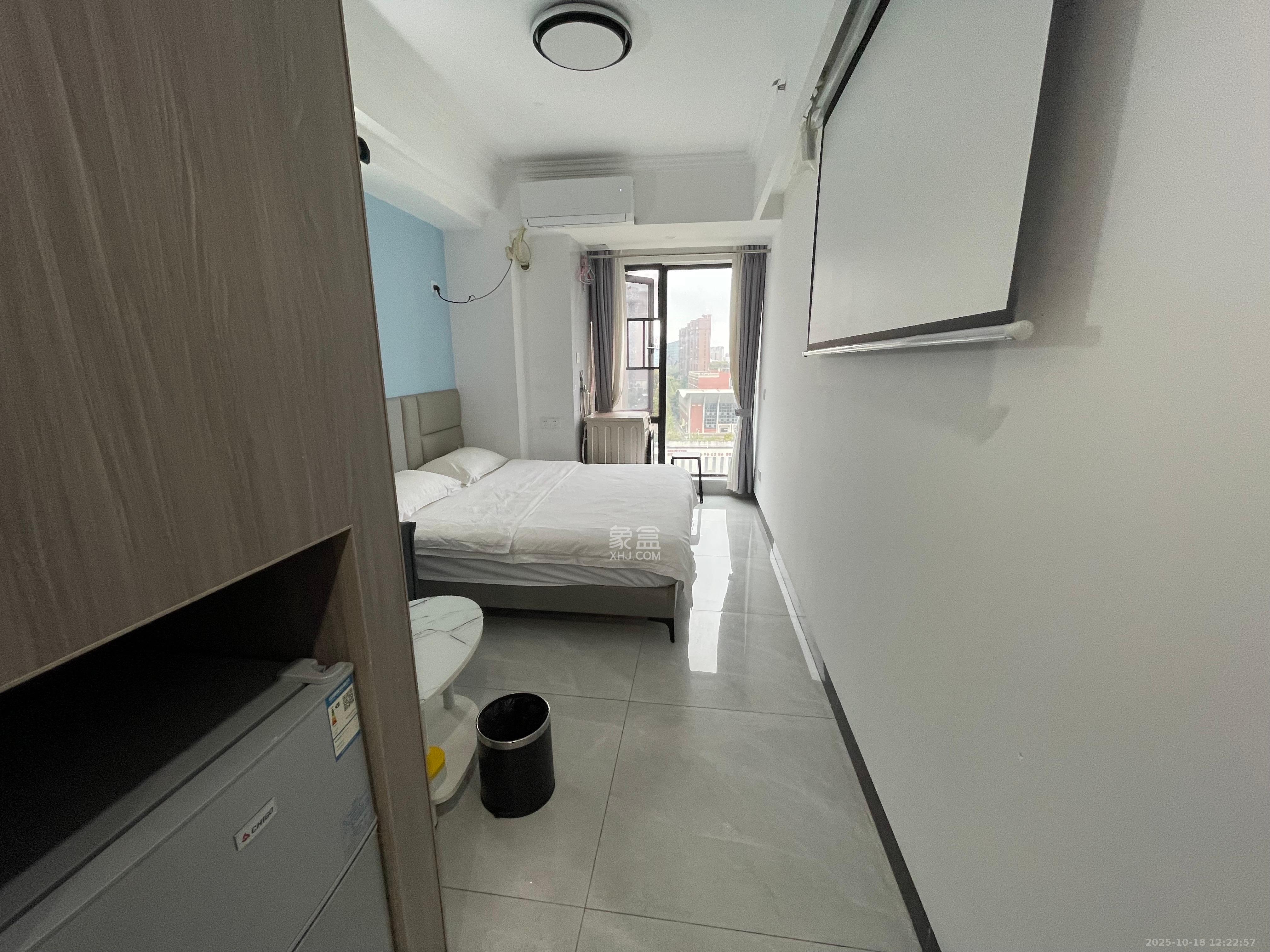 万科金色梦想D区 1室1厅1卫 1100.0元/月 万科金色梦想D区 1室1厅1卫 1100.0元/月室内图