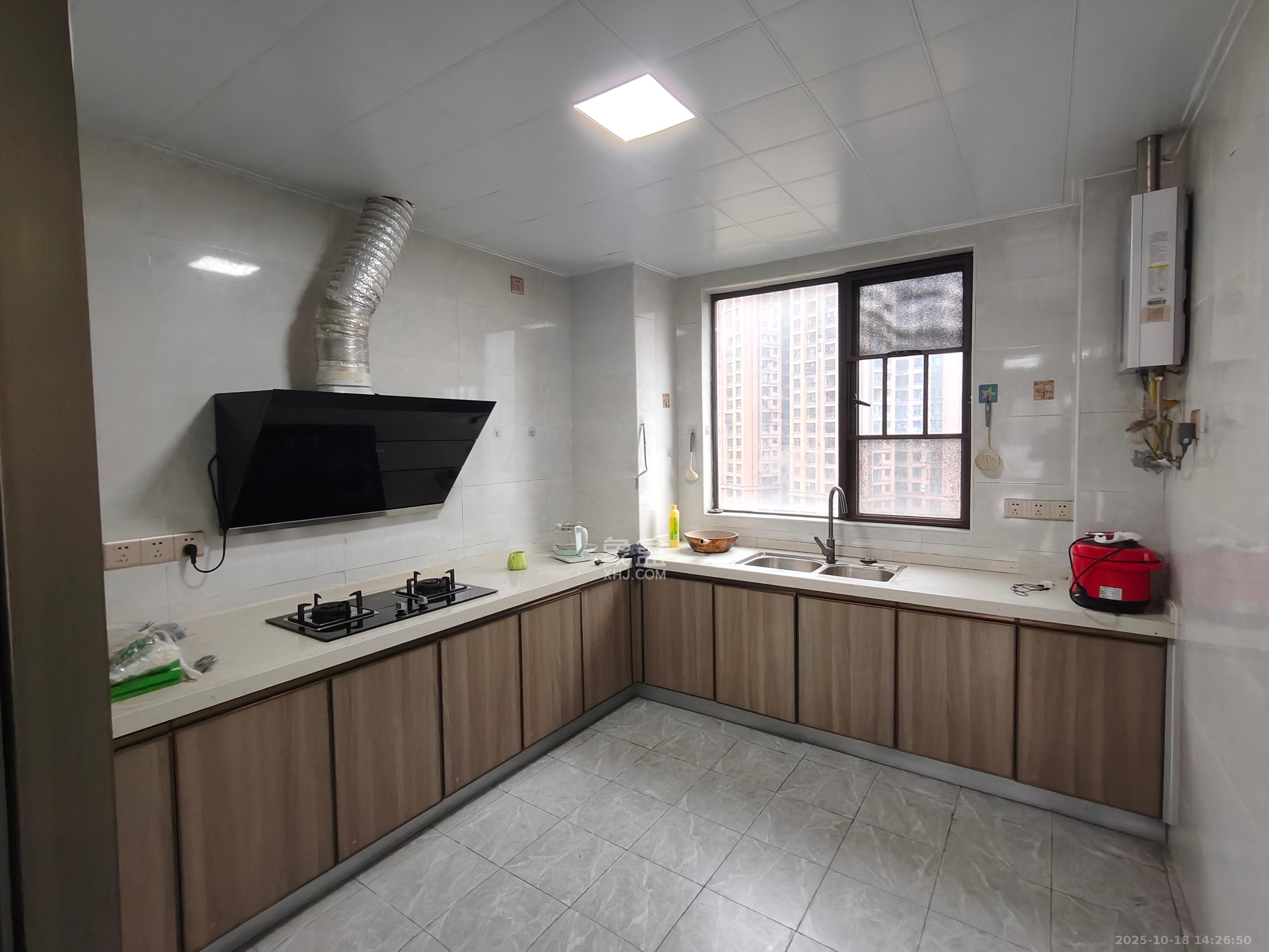 润和又一城  4室2厅2卫    2800.0元/月 润和又一城  4室2厅2卫    2800.0元/月室内图