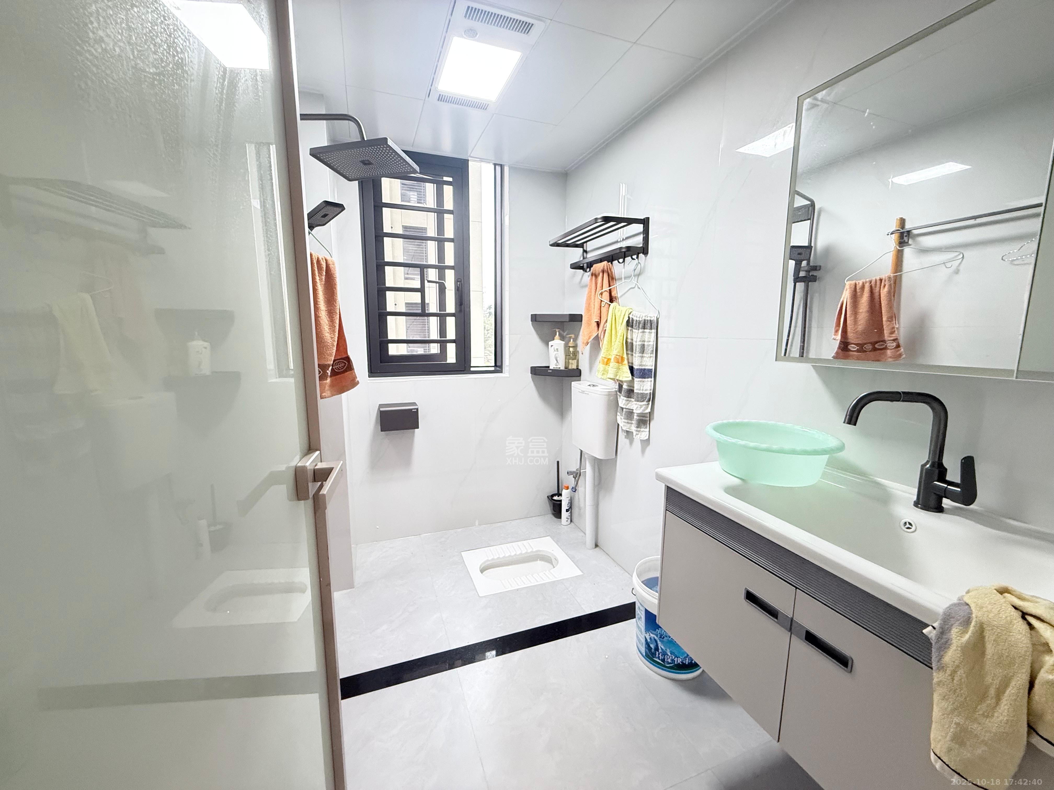 绿地之窗 3室1厅1卫 3200.0元/月 绿地之窗 3室1厅1卫 3200.0元/月室内图