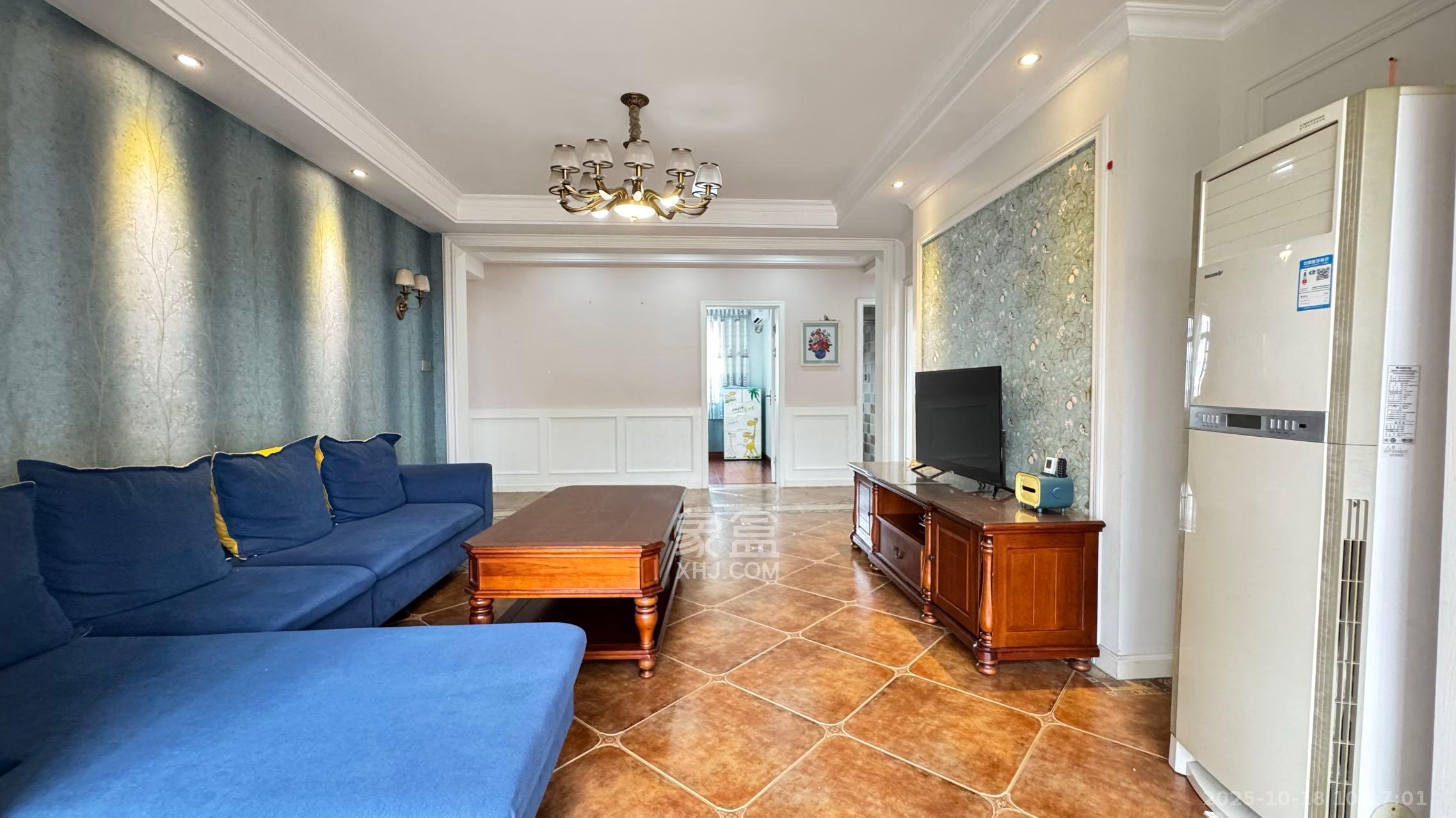 中国铁建国际城二期  4室2厅2卫    2400.0元/月室内图1