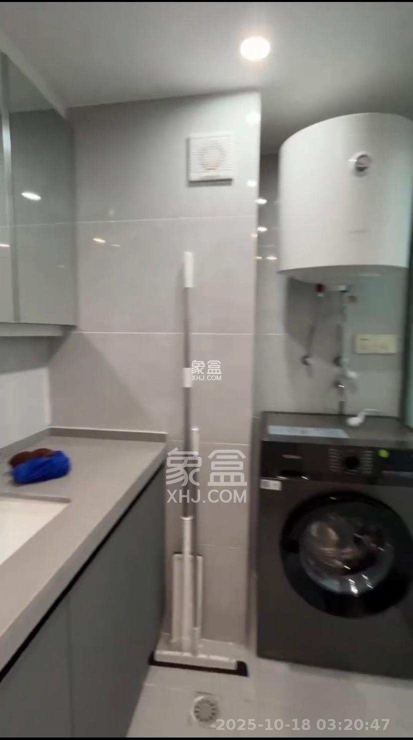 新城悦隽公园 1室0厅0卫 1600.0元/月 新城悦隽公园 1室0厅0卫 1600.0元/月室内图