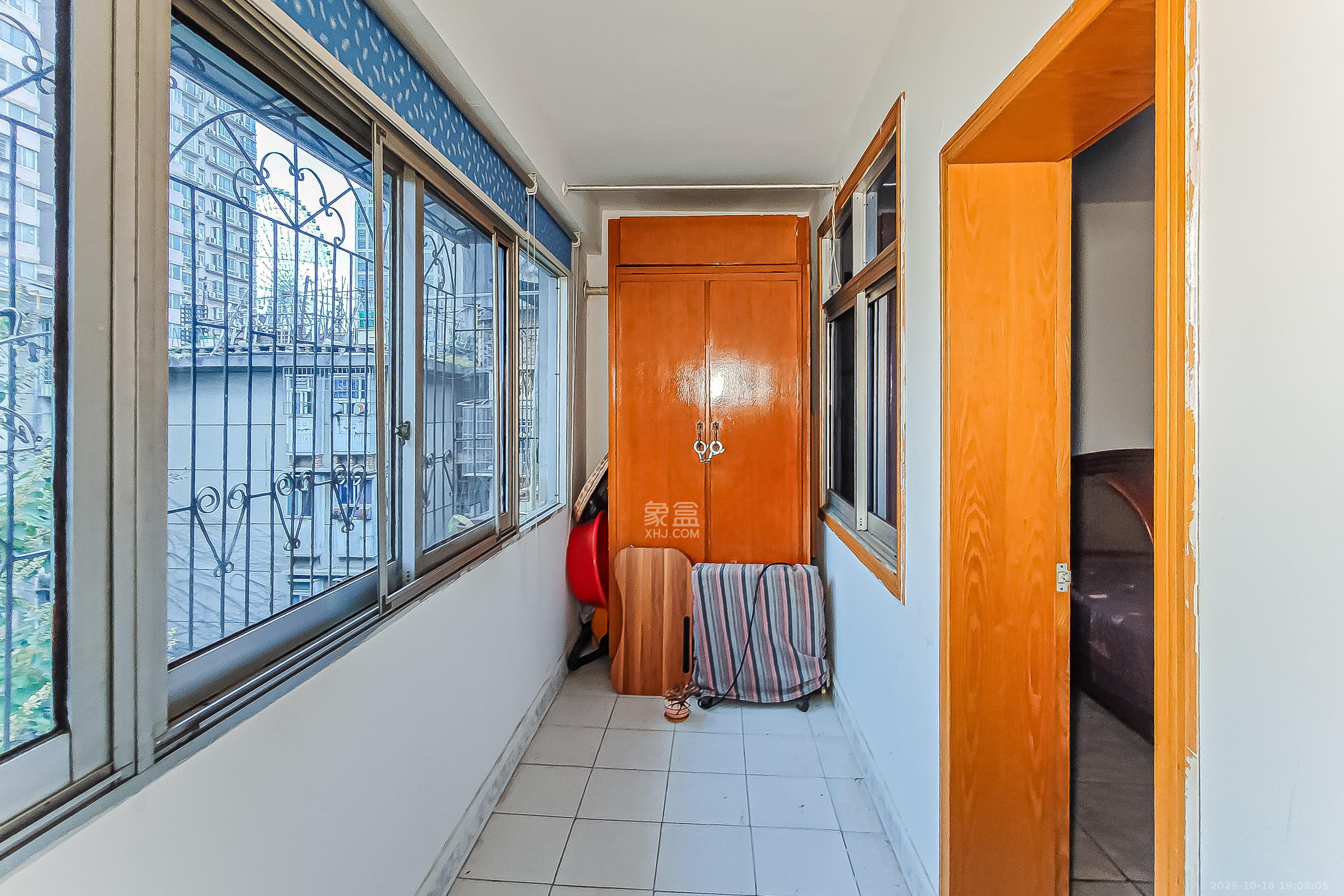 城南中路公安局宿舍  3室1厅2卫    37.0万 城南中路公安局宿舍  3室1厅2卫    37.0万阳台