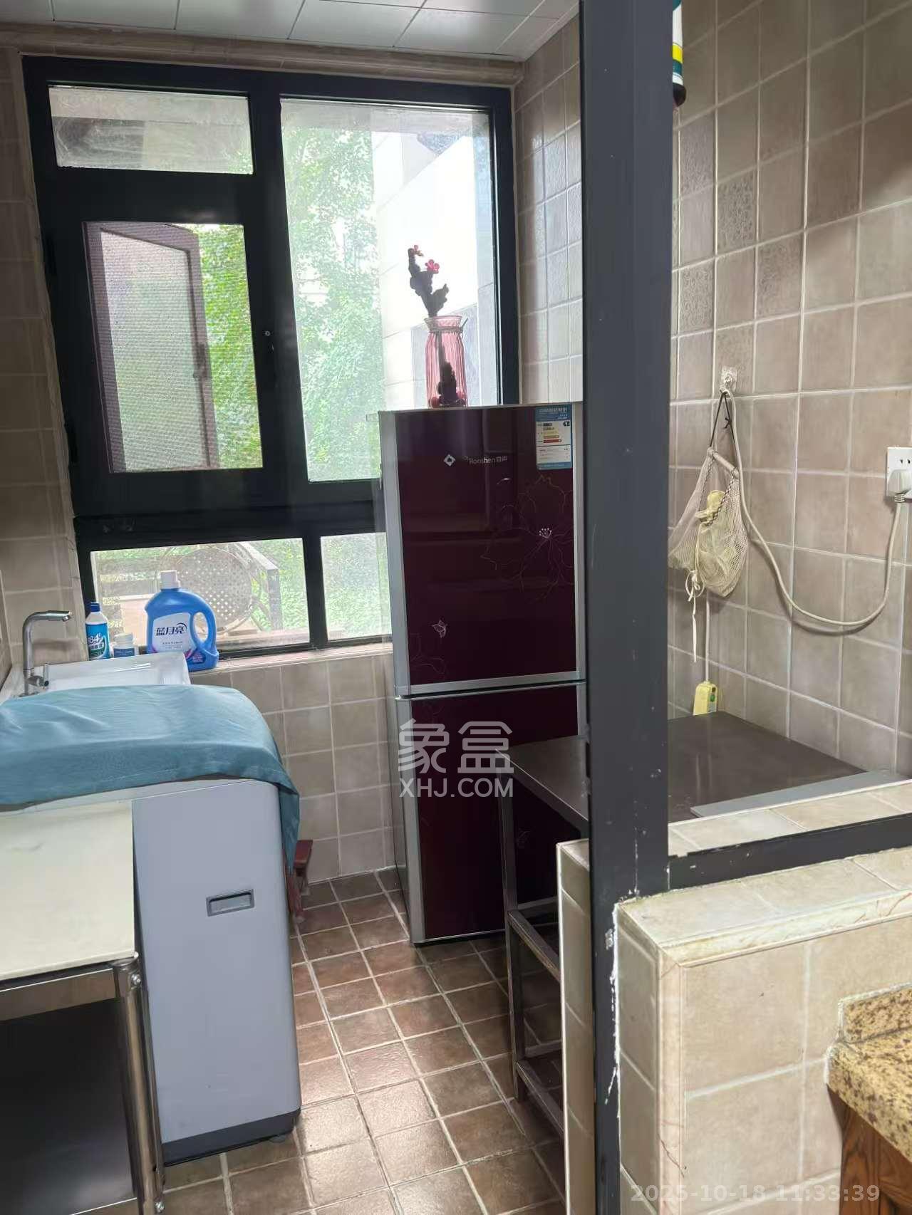 长房东云台  3室2厅1卫    2300.0元/月室内图