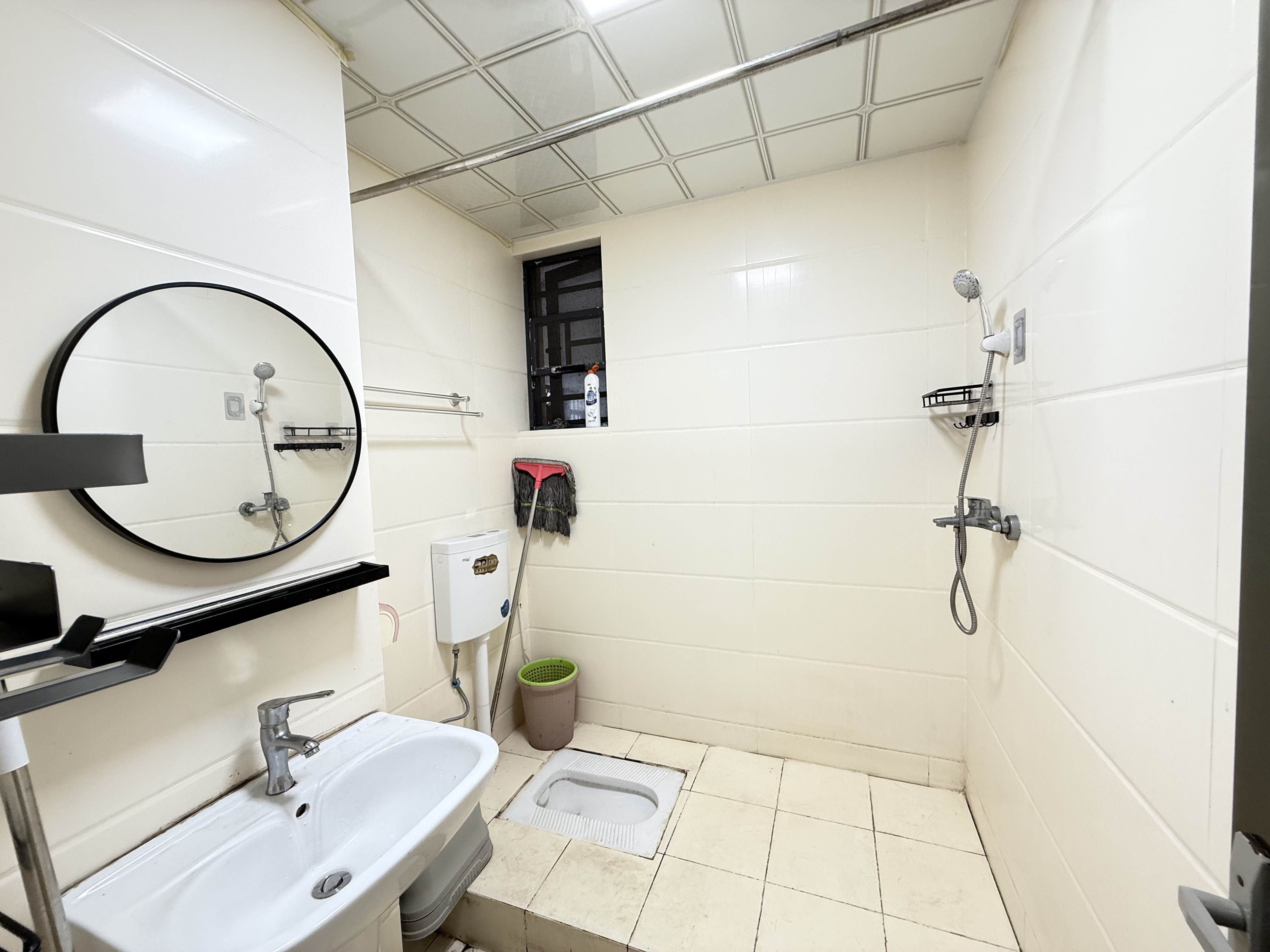 龙岐雅苑  2室2厅1卫    2500.0元/月 龙岐雅苑  2室2厅1卫    2500.0元/月室内图