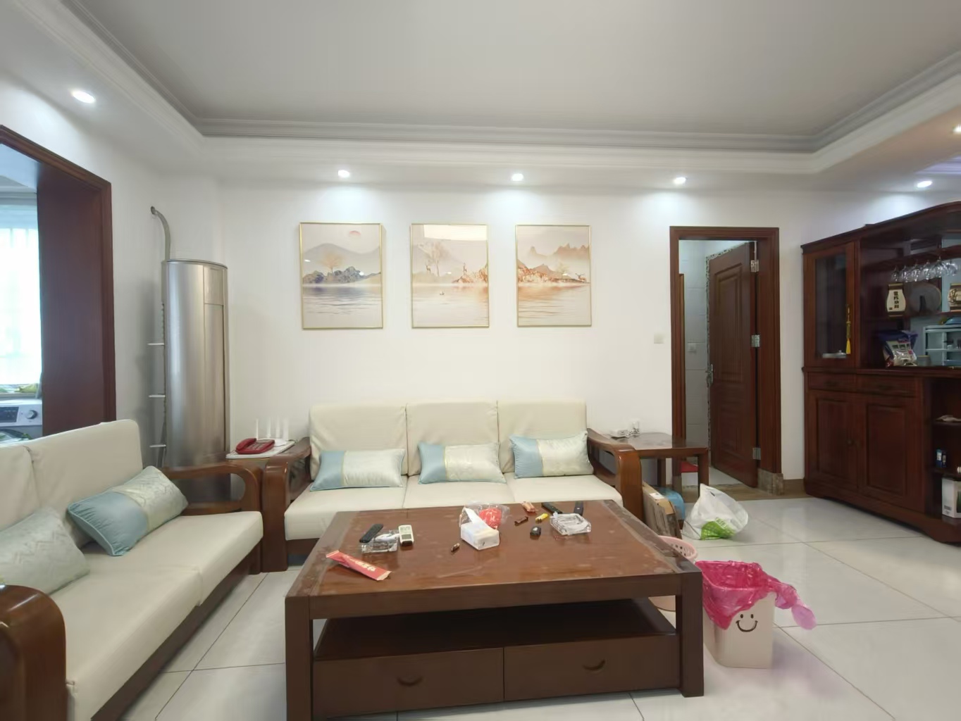 环卫大厦  3室2厅2卫    2900.0元/月户型图