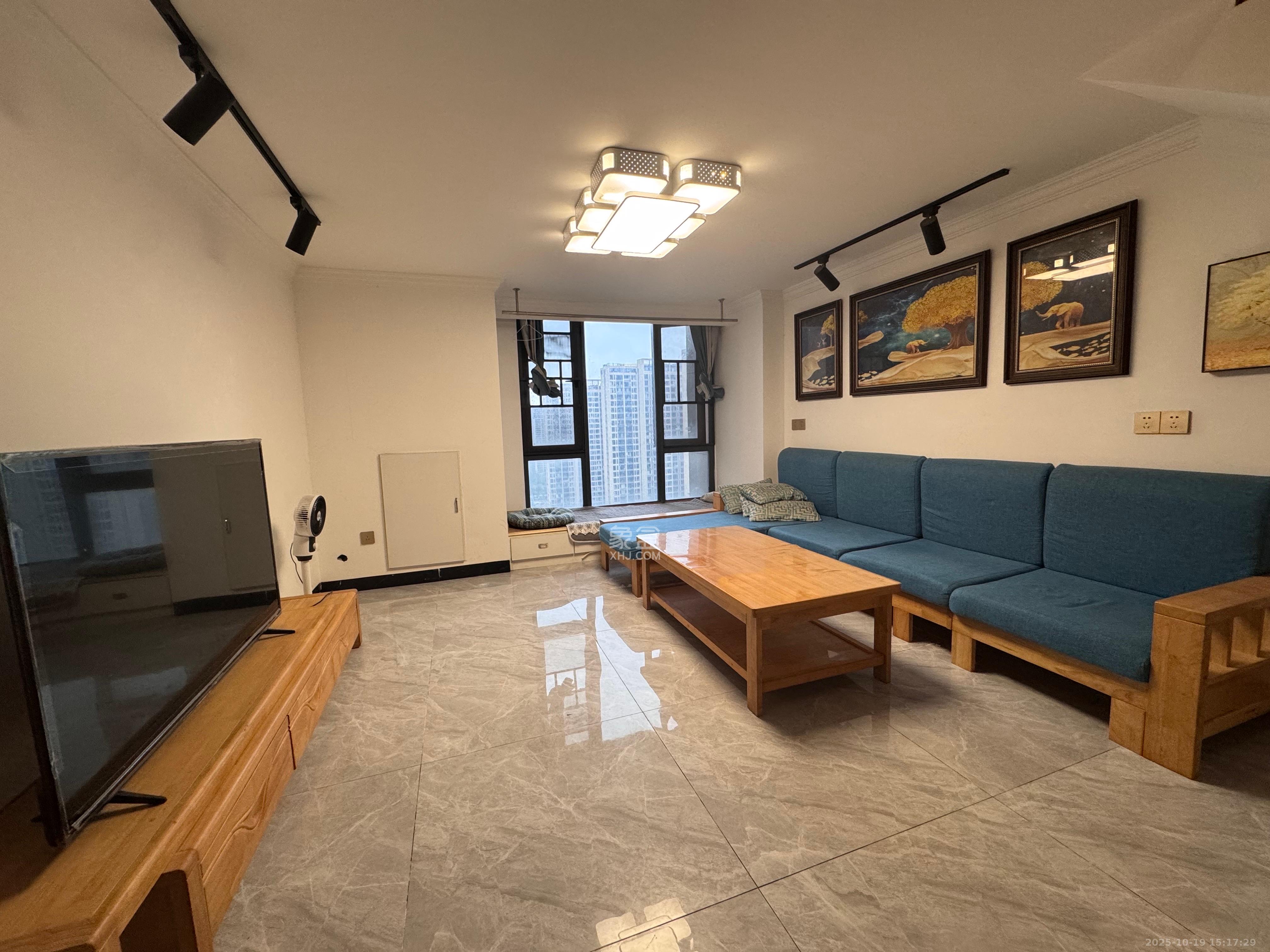 嘉宇银杉（嘉宇西苑）  1室0厅0卫    1600.0元/月室内图1