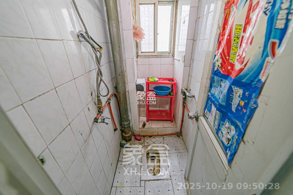 蒋家垅社区  2室1厅1卫    1500.0元/月