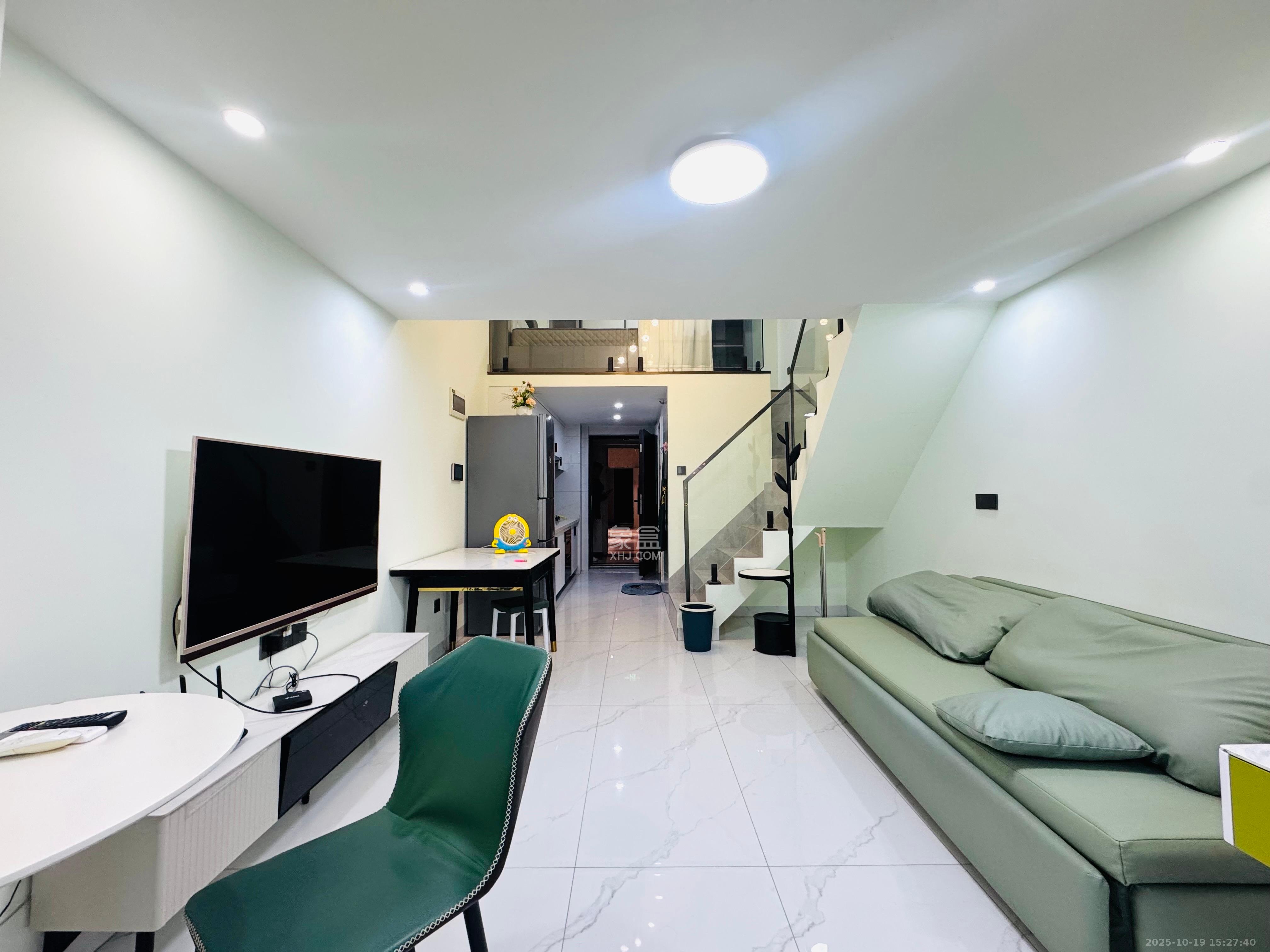 佳兆业云顶都汇 1室0厅0卫 2000.0元/月 佳兆业云顶都汇 1室0厅0卫 2000.0元/月室内图