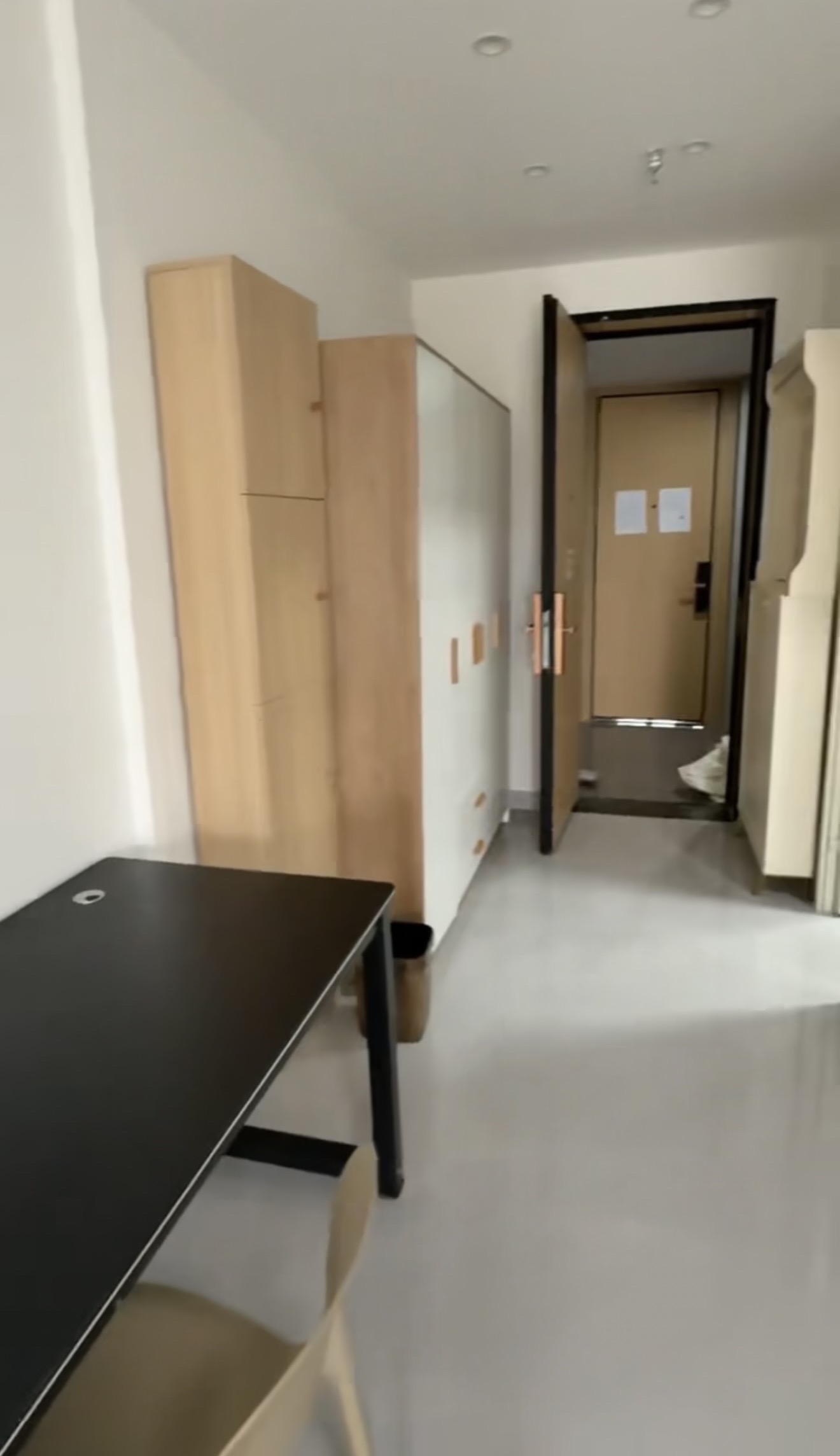 海秀中央（海秀中路50号海秀广场）  1室0厅1卫    2500.0元/月室内图