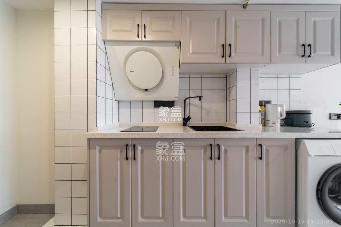 建发央玺(建发泱玺雅苑) 2室1厅1卫 2400.0元/月 建发央玺(建发泱玺雅苑) 2室1厅1卫 2400.0元/月室内图