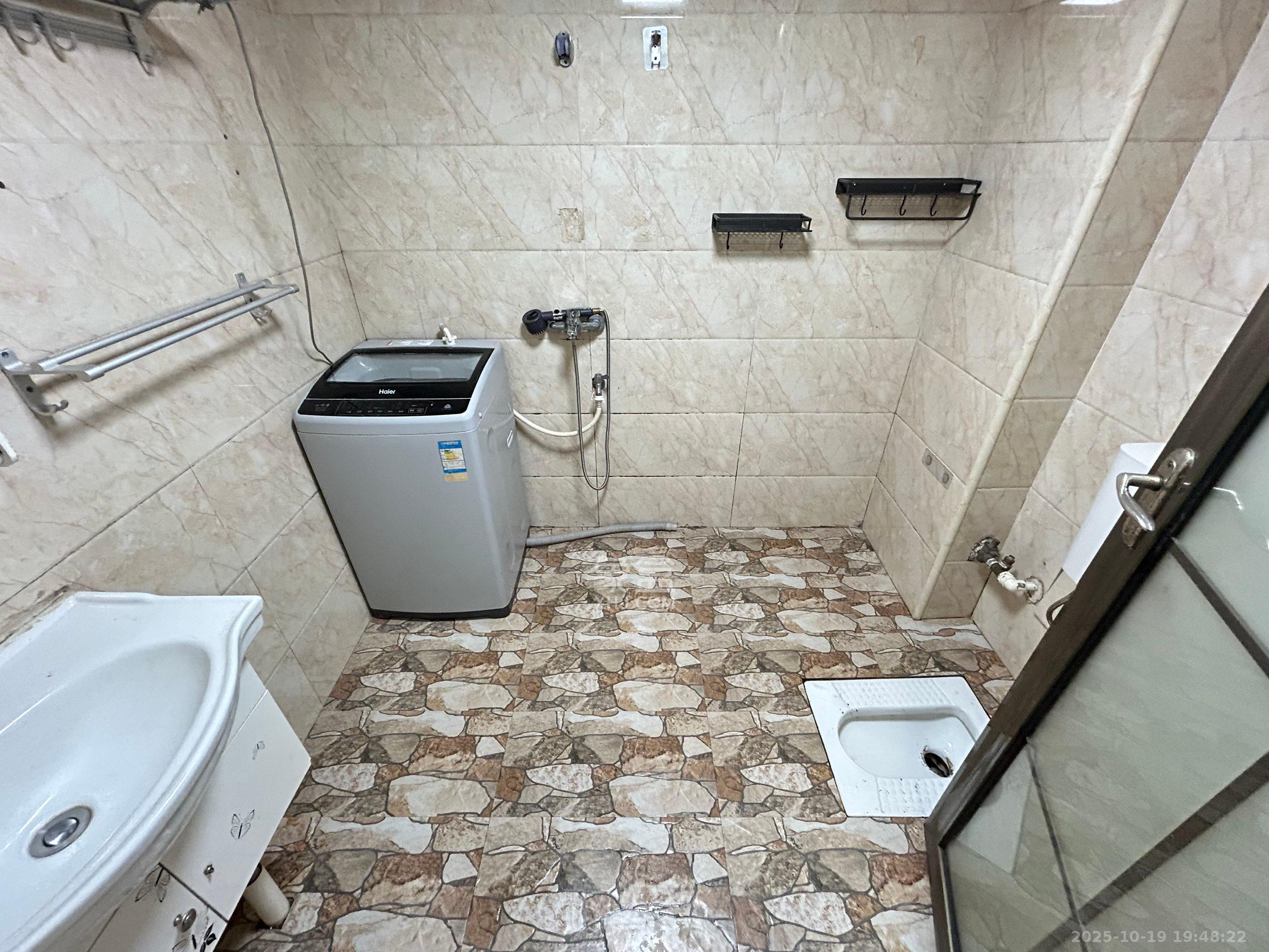 望兴景园二期(望兴西西里) 1室1厅1卫 1650.0元/月 望兴景园二期(望兴西西里) 1室1厅1卫 1650.0元/月室内图