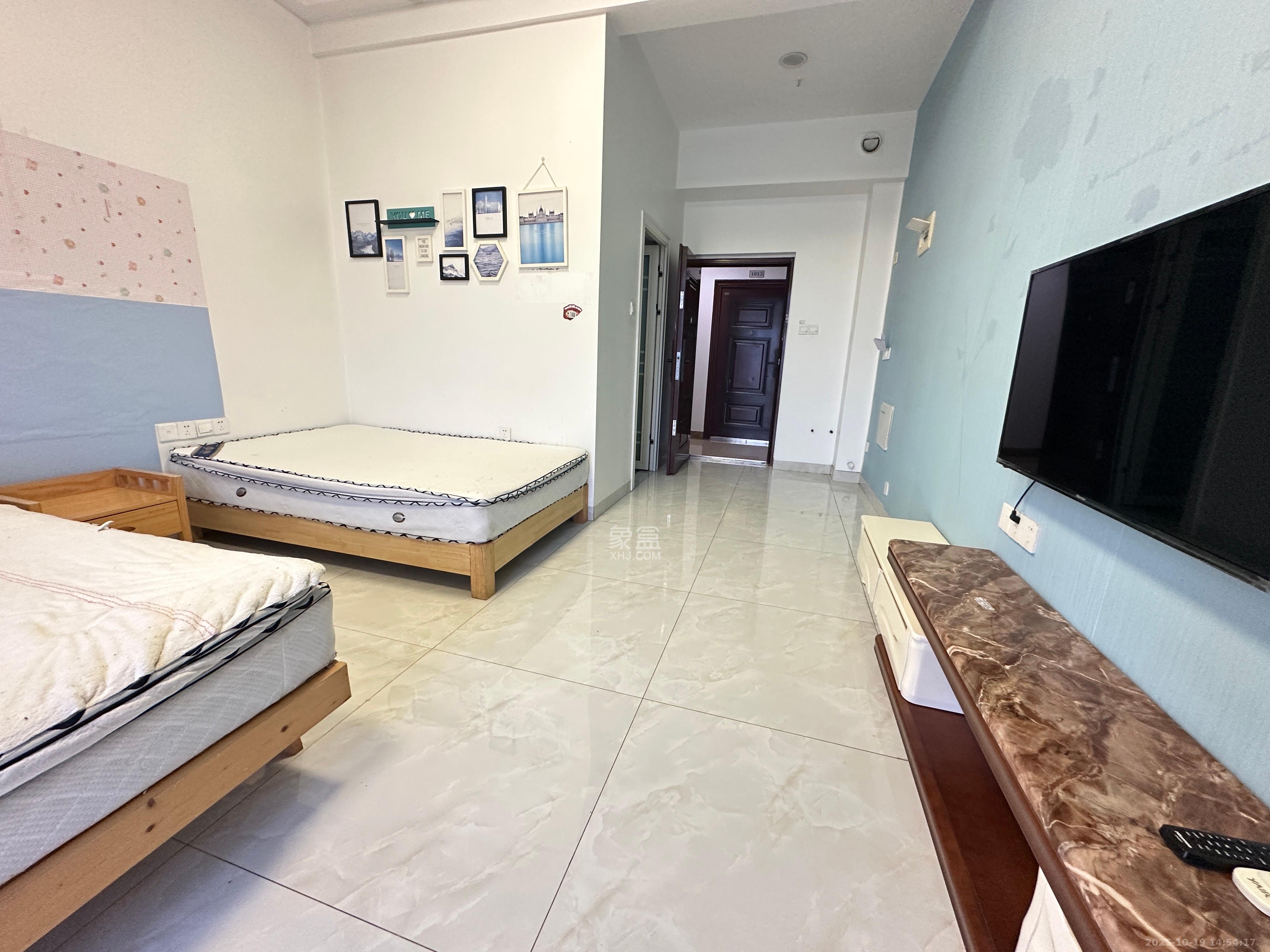 金轮星光名座  1室1厅1卫    1400.0元/月室内图