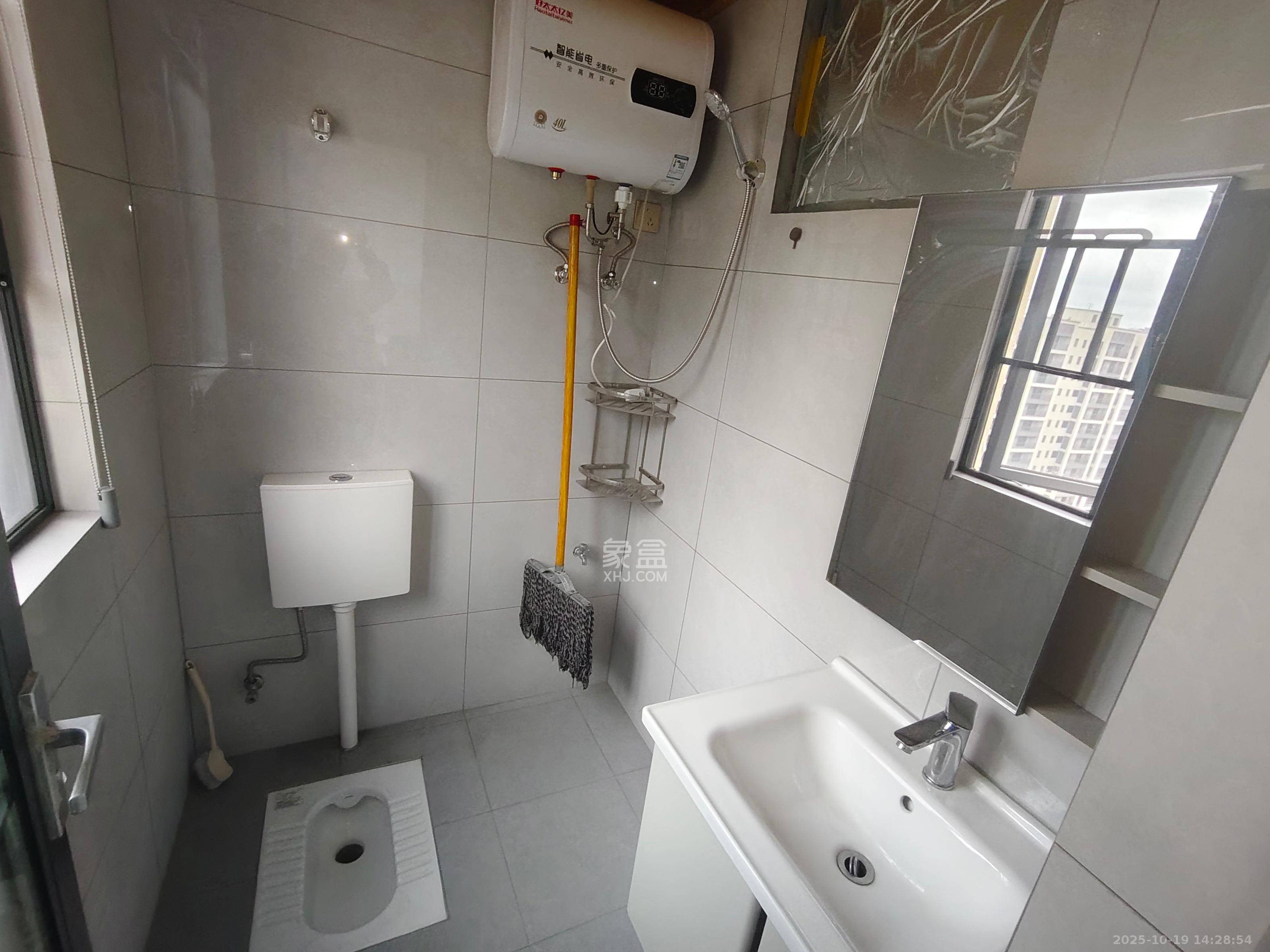 智达佳园  1室0厅0卫    1000.0元/月 智达佳园  1室0厅0卫    1000.0元/月室内图