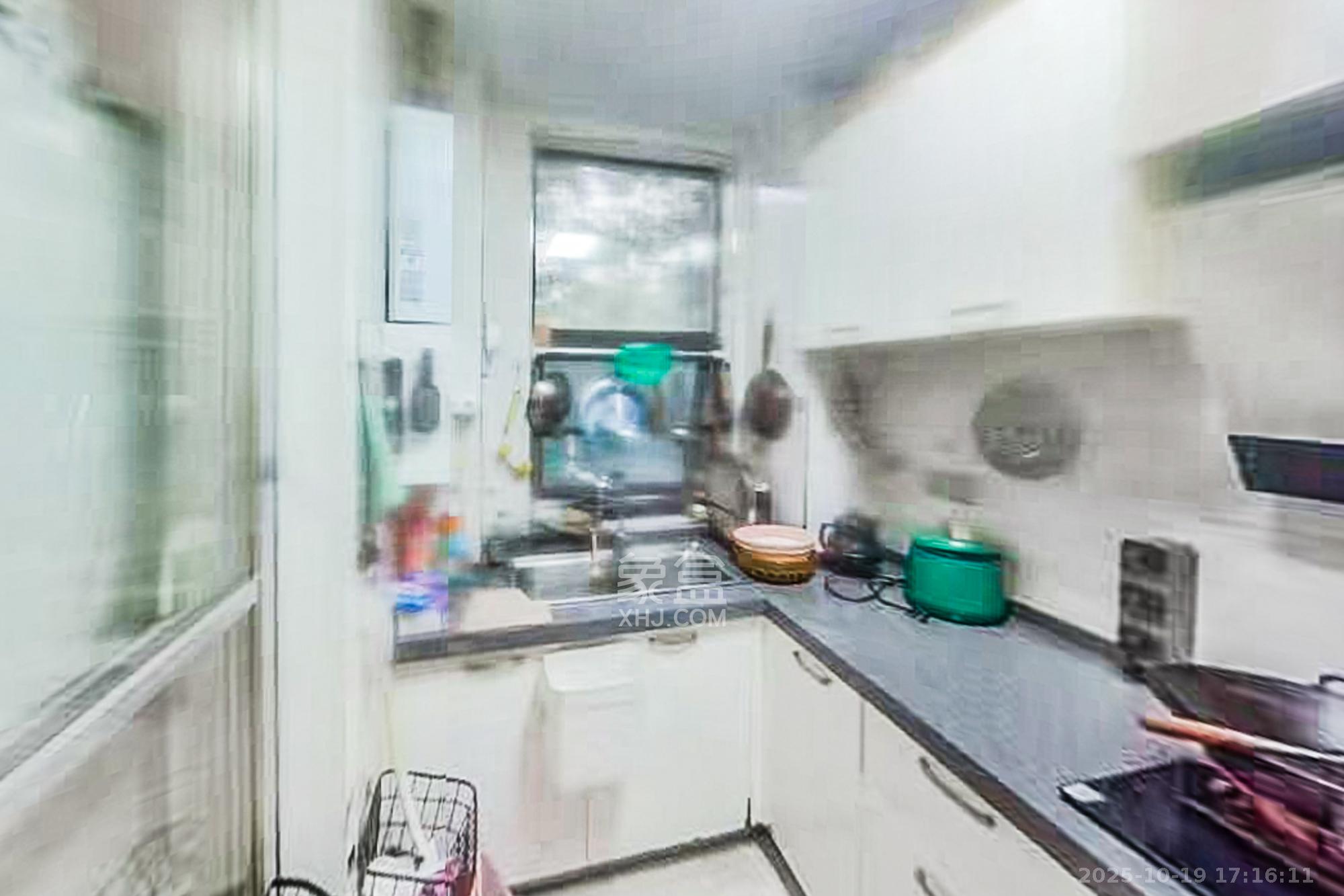 阳光丽城一期  4室2厅2卫    166.0万厨房