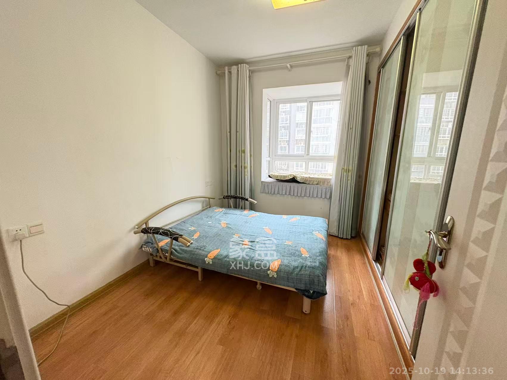 世景华庭 3室2厅1卫 1800.0元/月 世景华庭 3室2厅1卫 1800.0元/月室内图