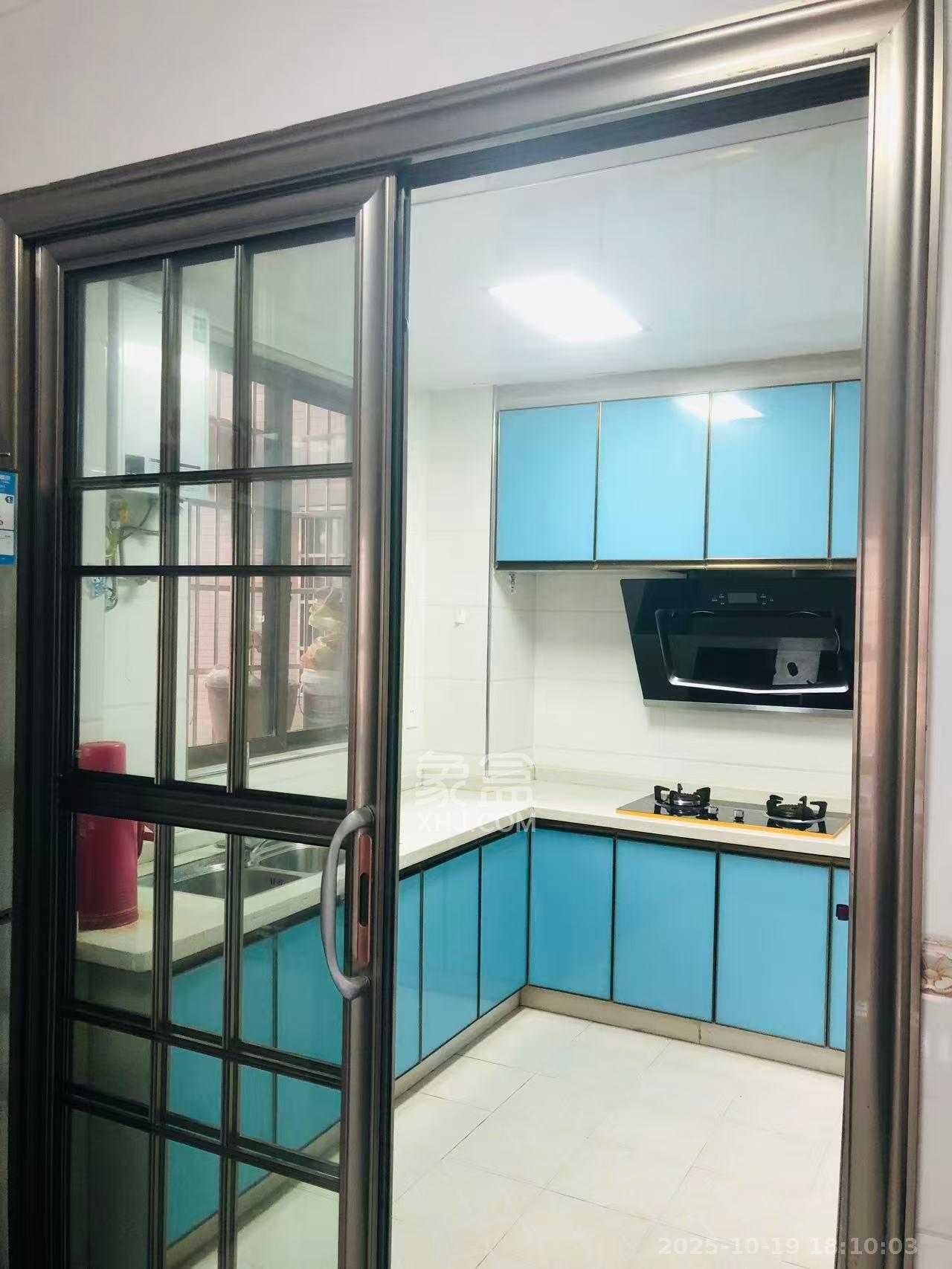 金南家园一期  2室1厅1卫    1800.0元/月 金南家园一期  2室1厅1卫    1800.0元/月室内图