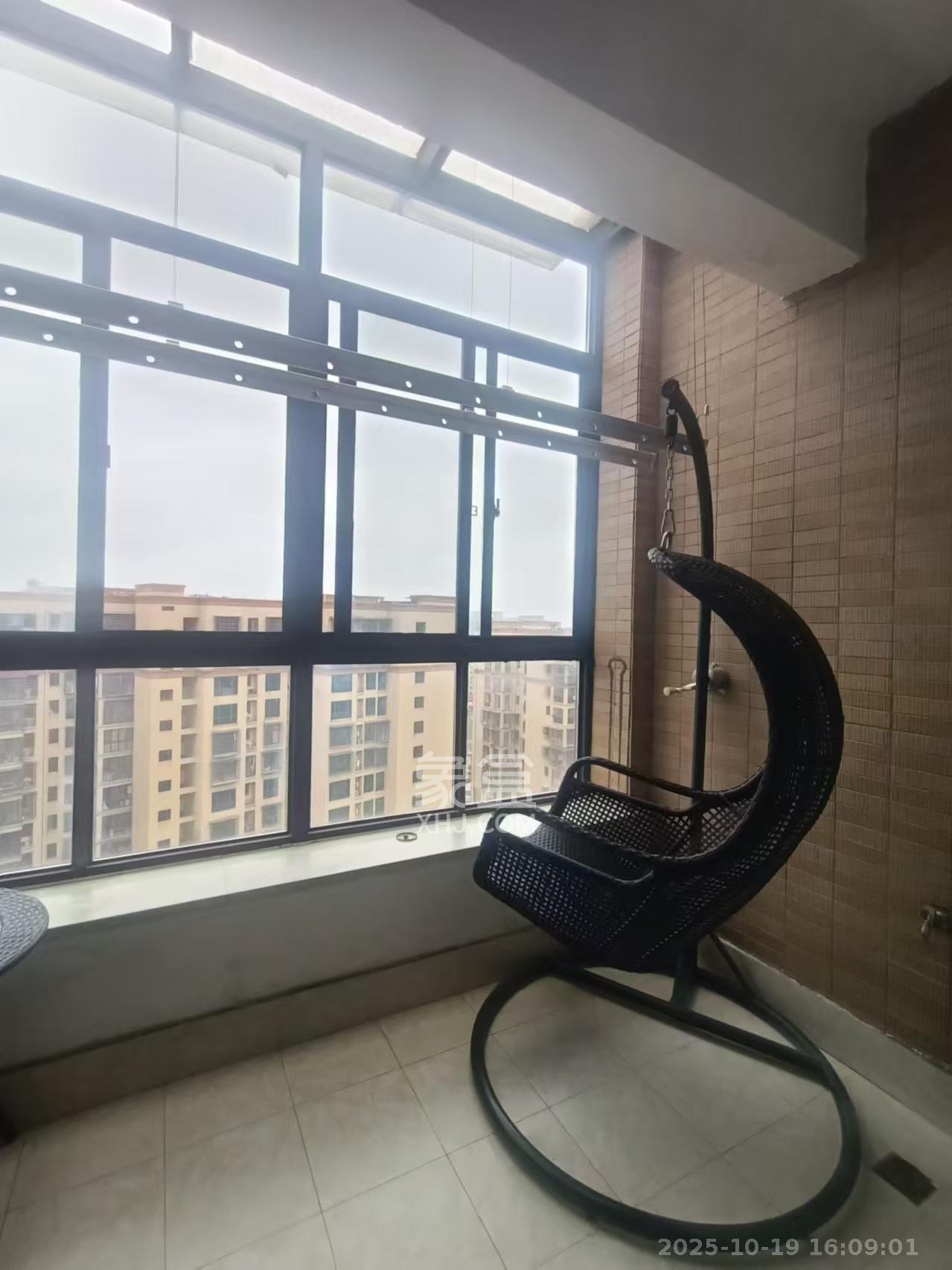 奥林匹克花园贡院三期  2室1厅1卫    2500.0元/月 奥林匹克花园贡院三期  2室1厅1卫    2500.0元/月室内图