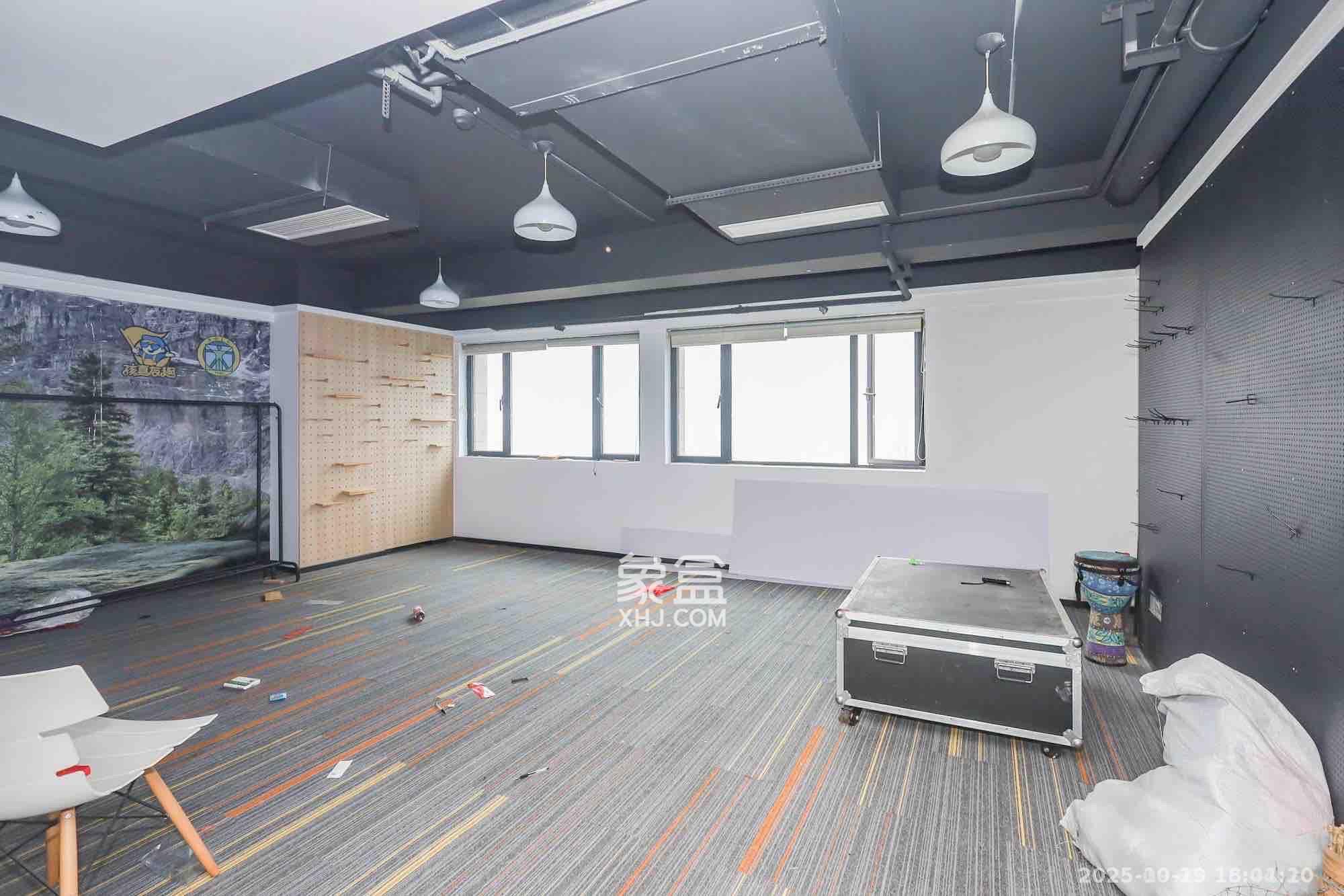 协信星澜汇  1室0厅0卫    21000.0元/月室内图