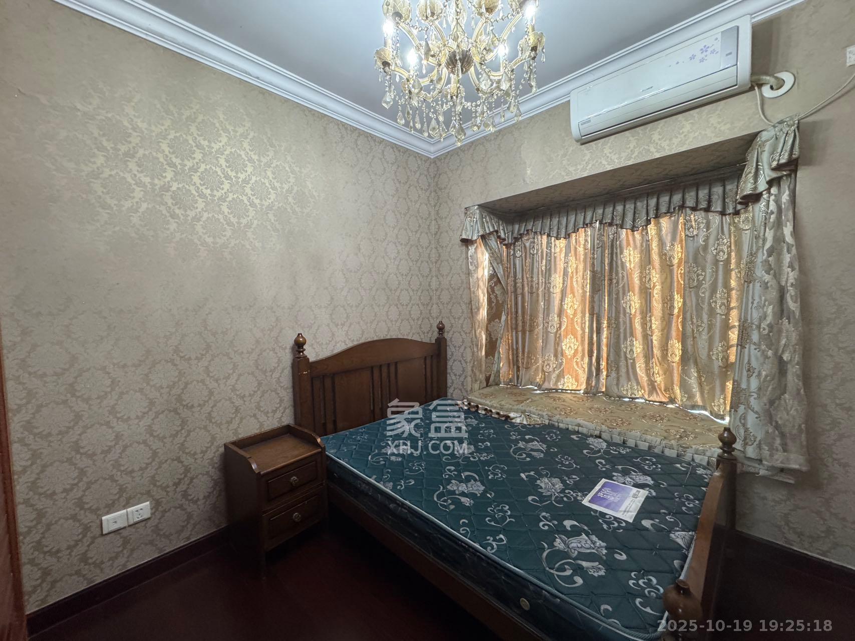 恒大雅苑  4室2厅2卫    4000.0元/月室内图