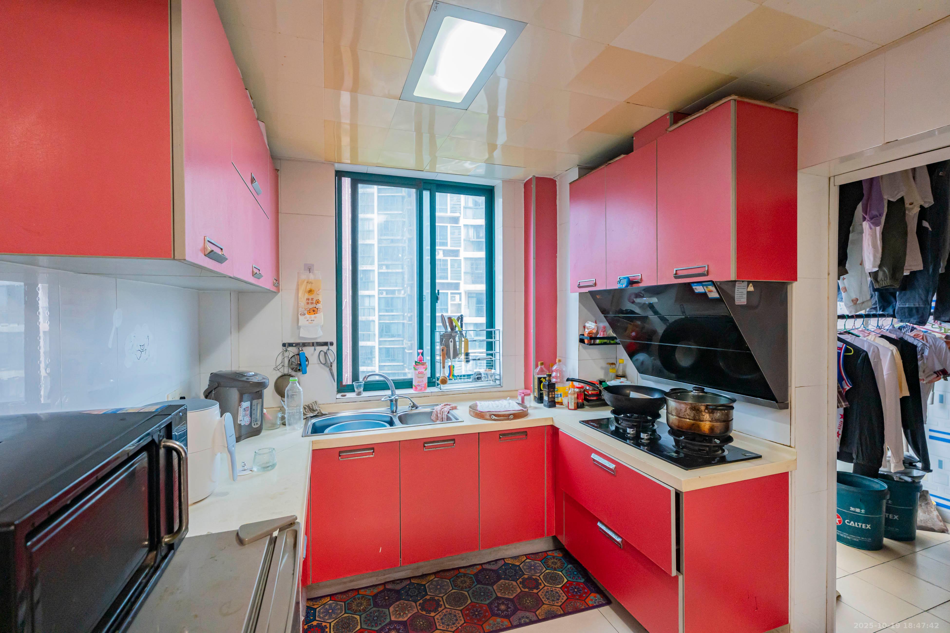 才子佳苑一期/二期 3室2厅1卫 68.0万 才子佳苑一期/二期 3室2厅1卫 68.0万厨房