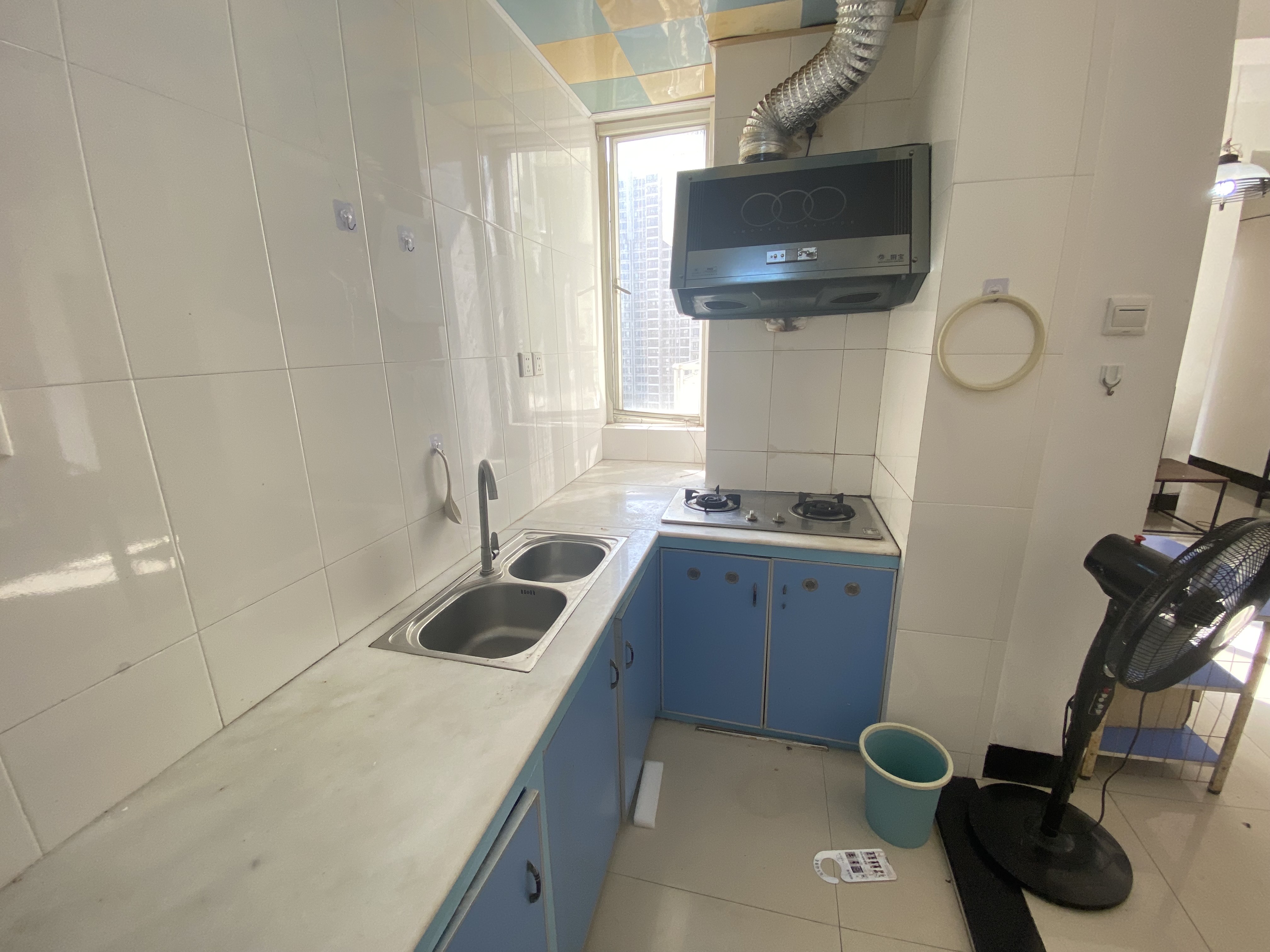 蔚兰天成 1室1厅1卫 2000.0元/月 蔚兰天成 1室1厅1卫 2000.0元/月室内图